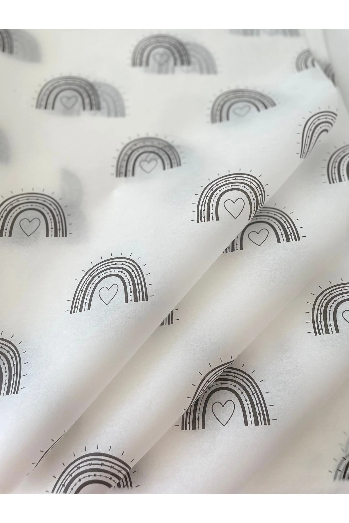 Siyah Gökkuşağı Desenli Beyaz Pelur Kağıdı / Paketleme Kağıdı - 20 Adet -50 Adet - 100 Adet - 500 Adet - 1000 Adet  / 50x70 cm.