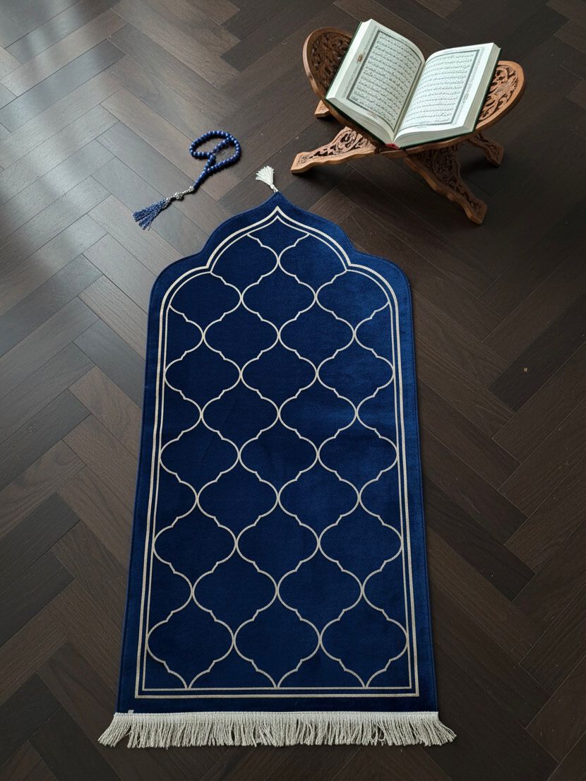 Astarlı Biyeli Lüks Pamuklu Şönel Seccade - Lacivert