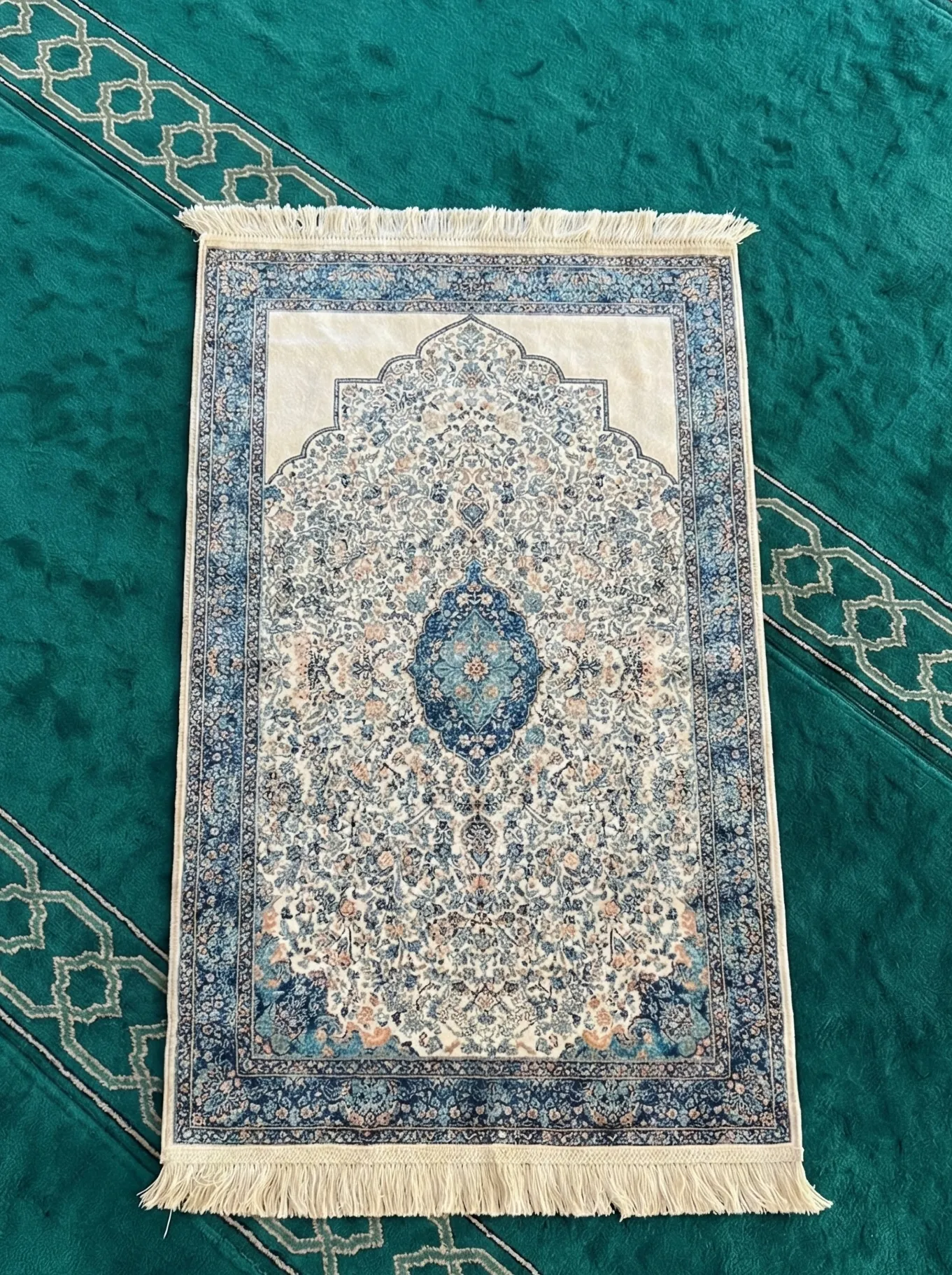 İpeksi Dokuma Seccade- Lalezar