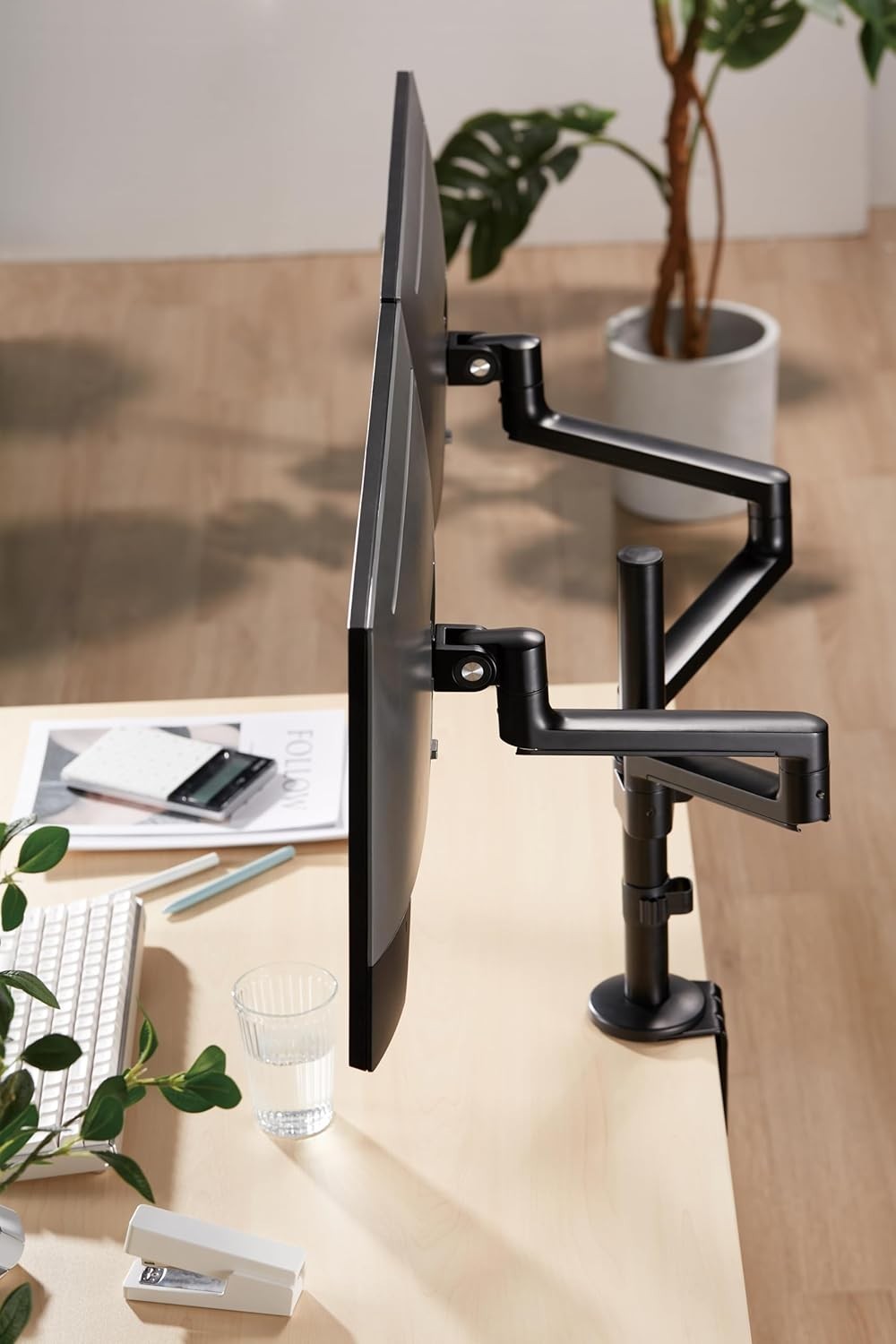 Voltix Ergonomik Premium 17''-32'' Ekranlar için VESA Uyumlu 2'li Monitör Tutucu