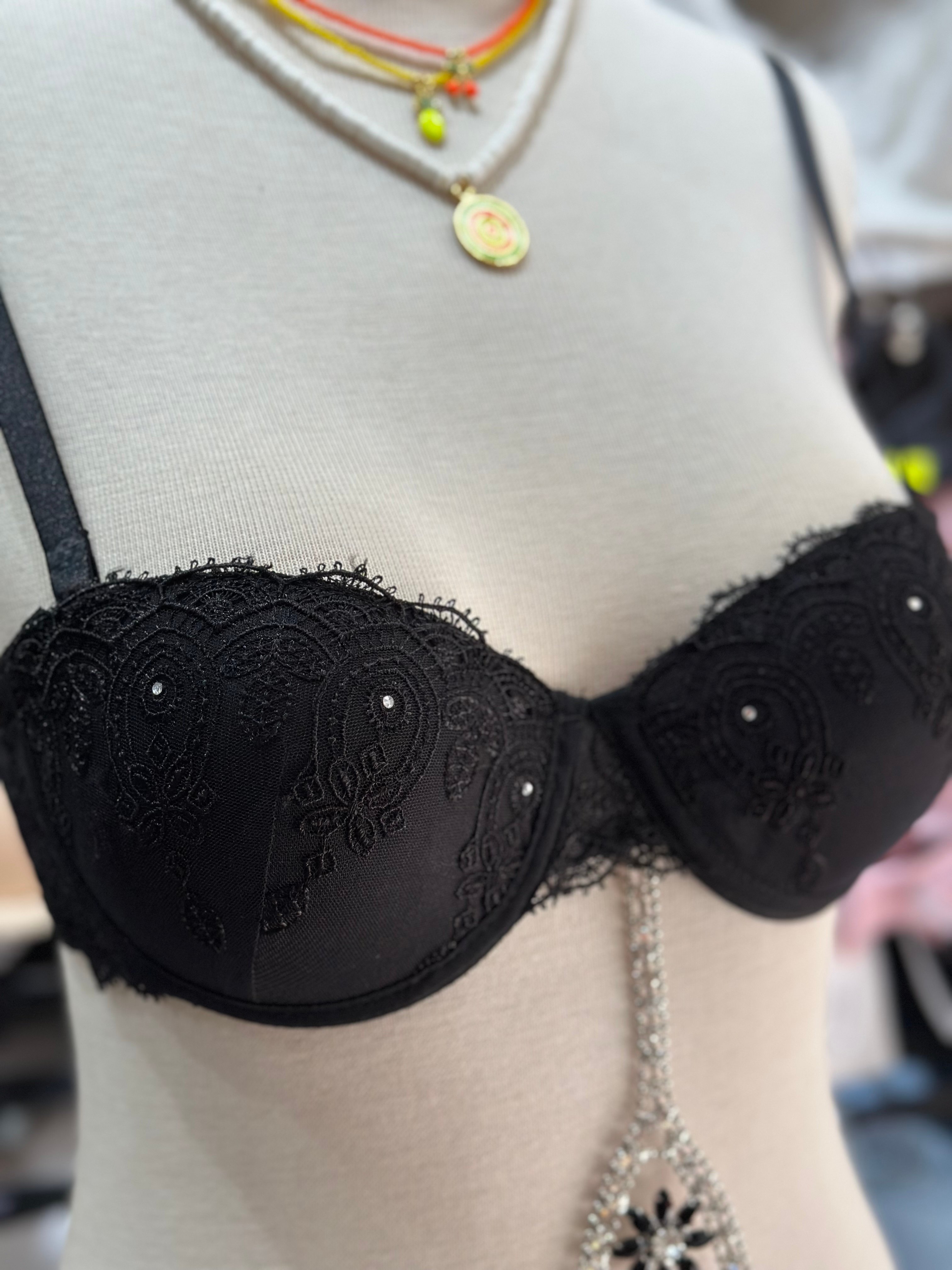 Taş Detaylı Dantel Babydoll
