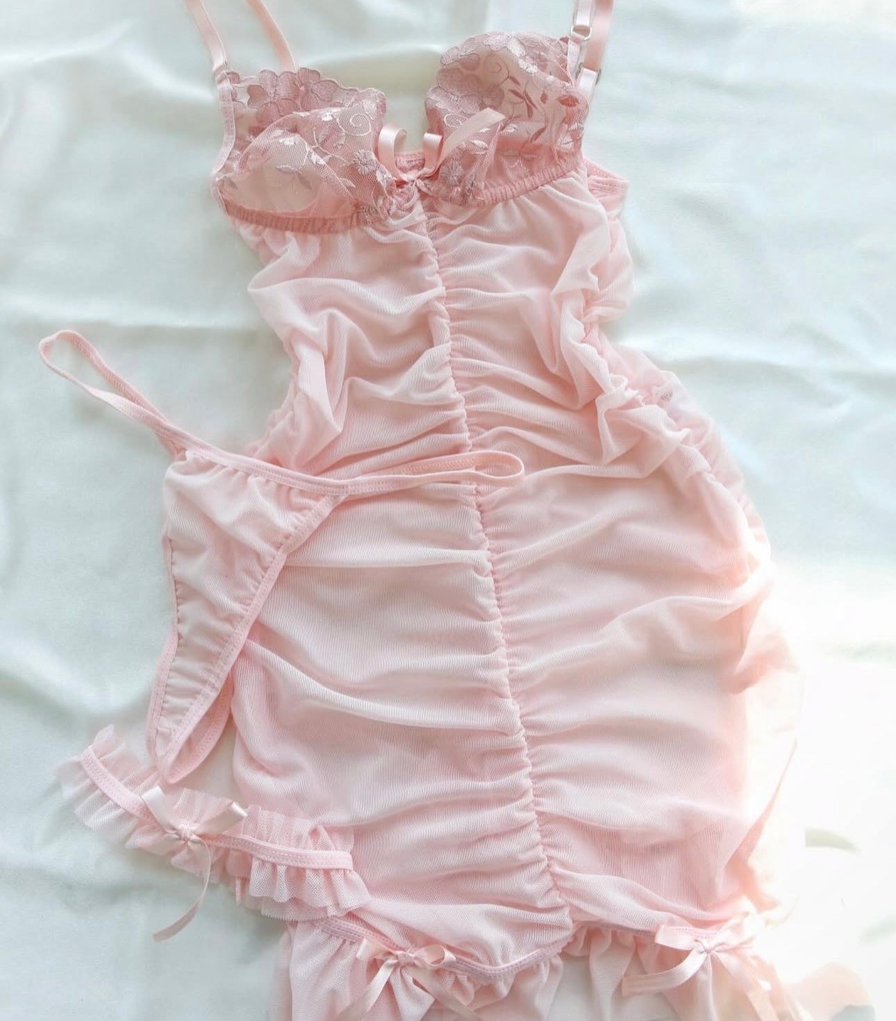 Pembe Rüya – Transparan Gecelik Elbise