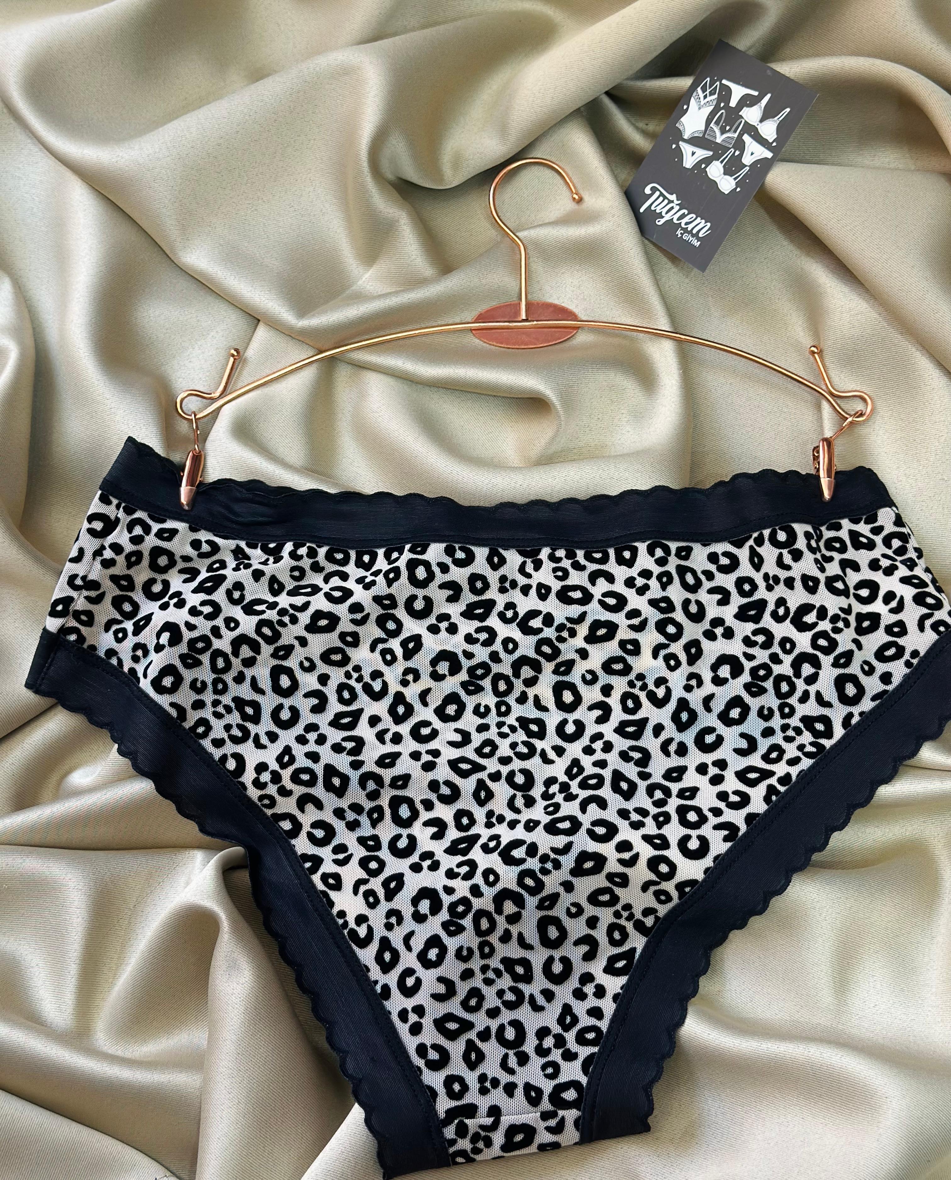 Wild Whisper – Leopar Desenli Yüksek Bel Külot