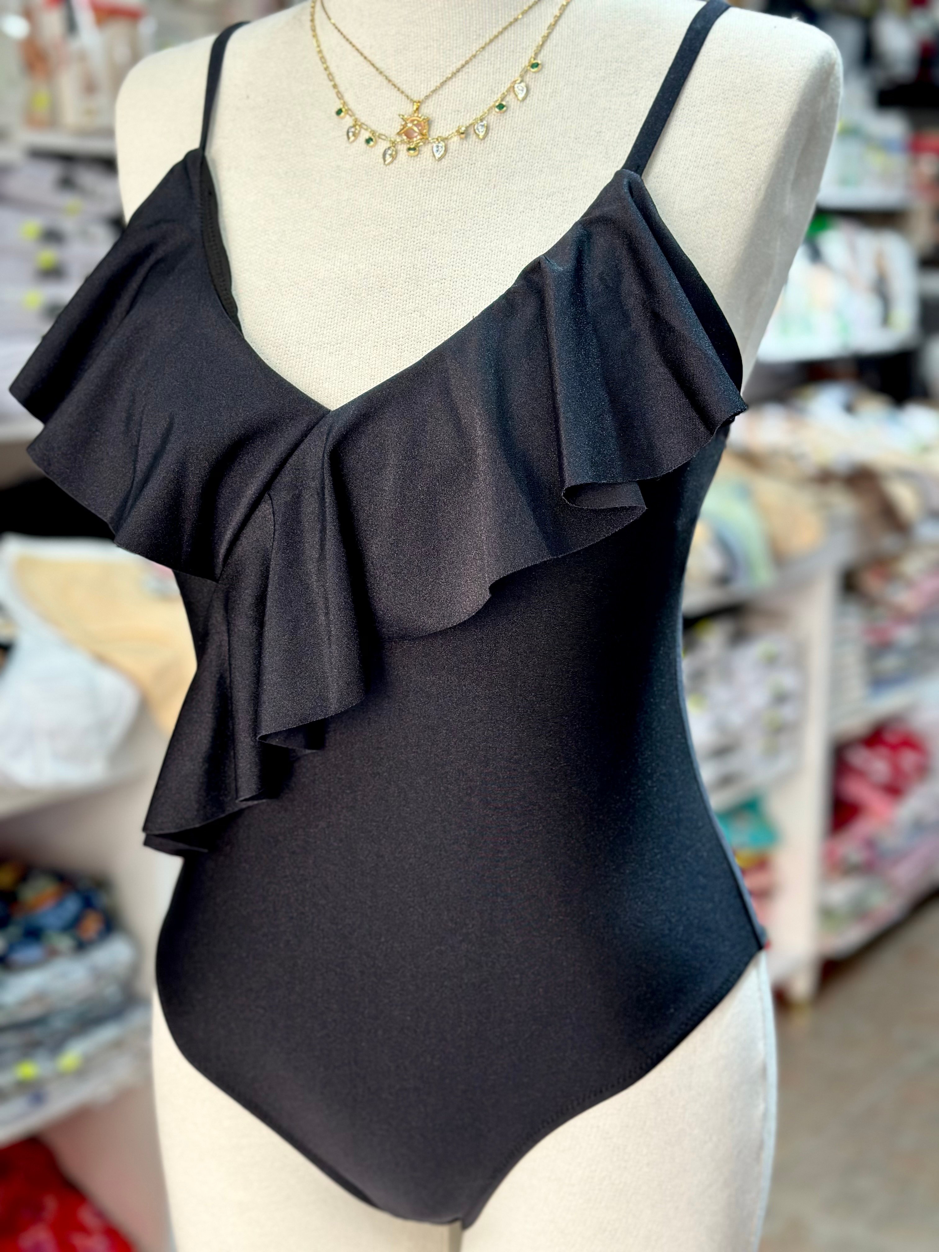 Black Swan – Fırfır Detaylı Siyah Mayokini