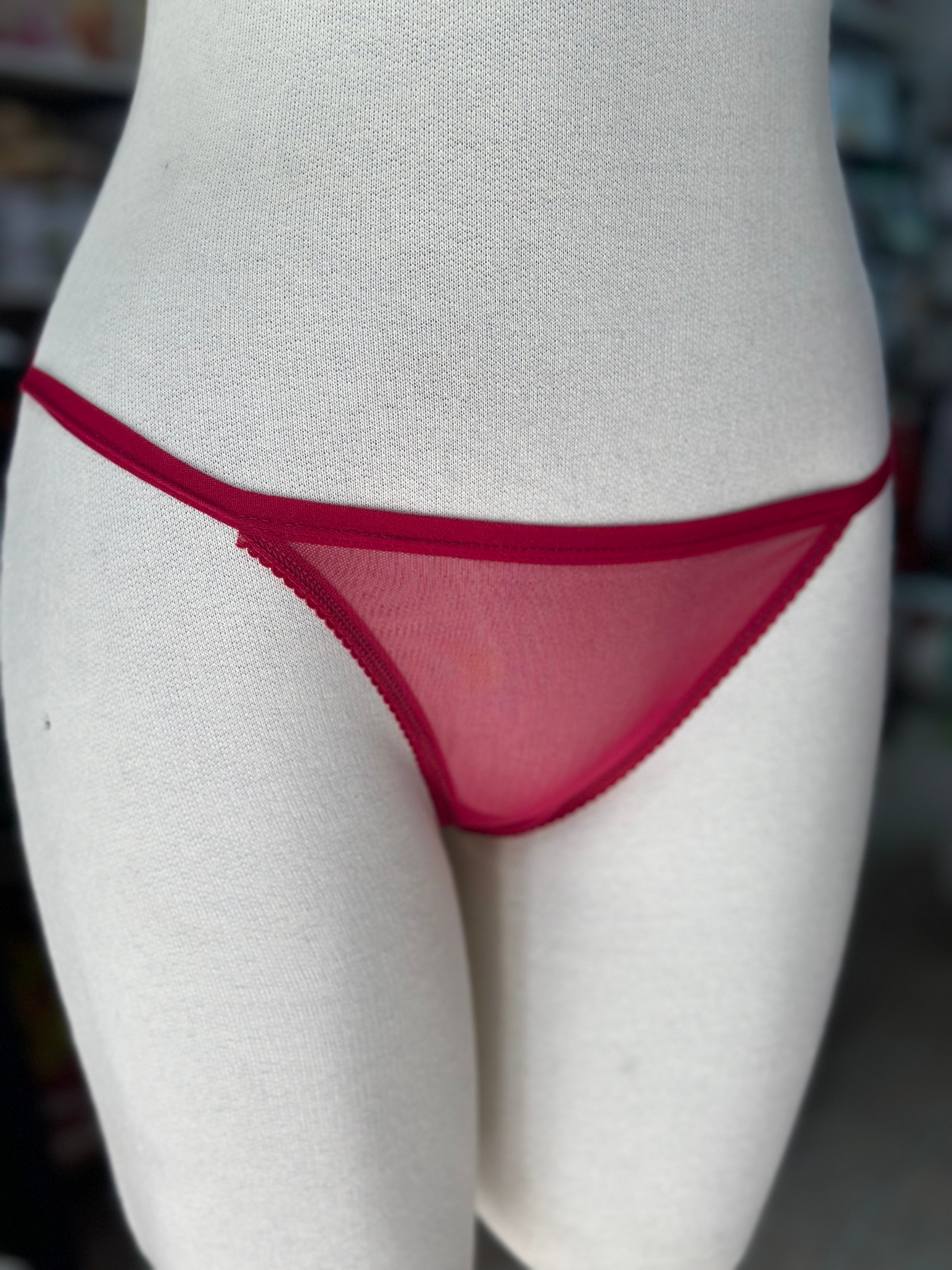 Sage Sins – Zincir Detaylı Tanga String
