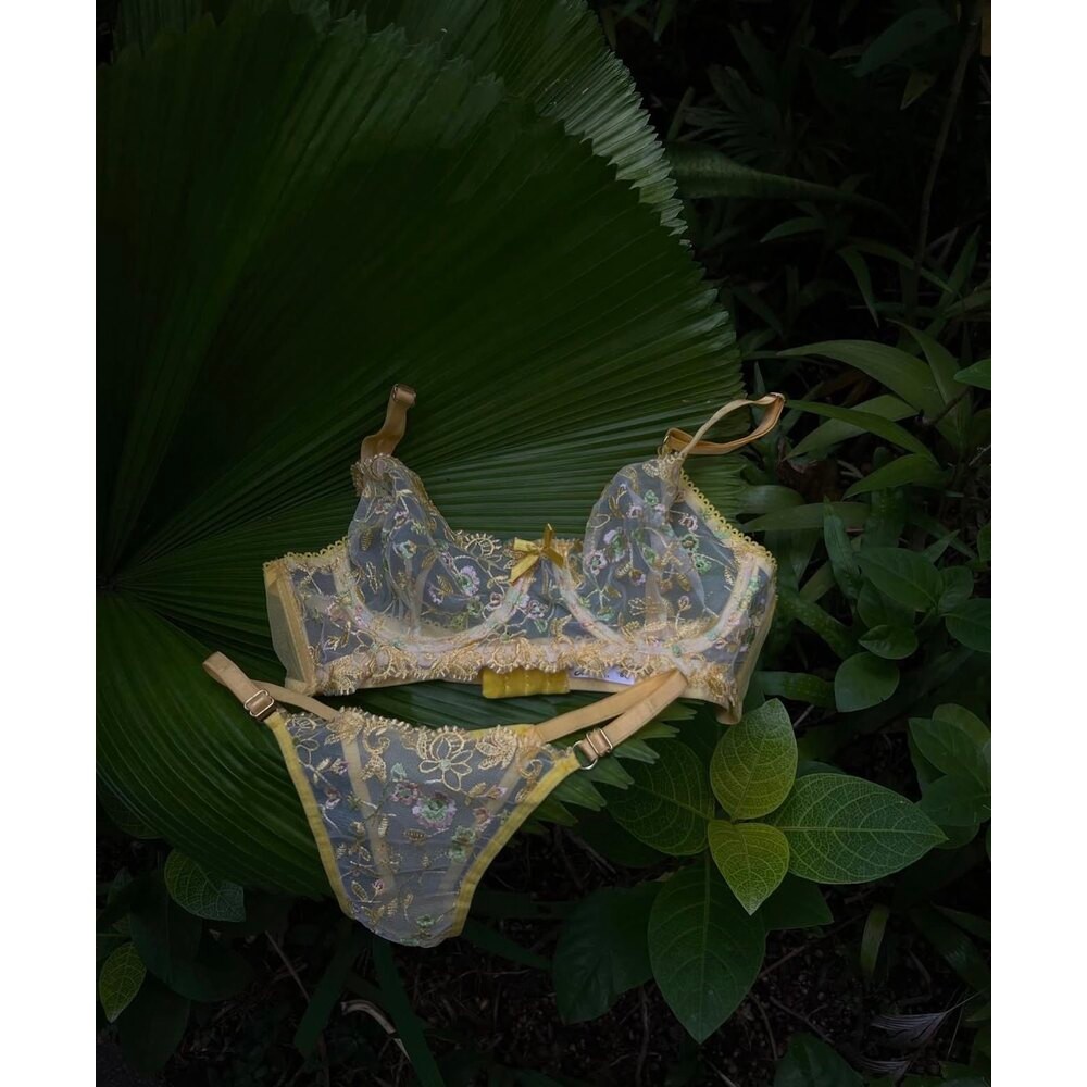Botanic Bloom – Çiçek Gibi Dokunur