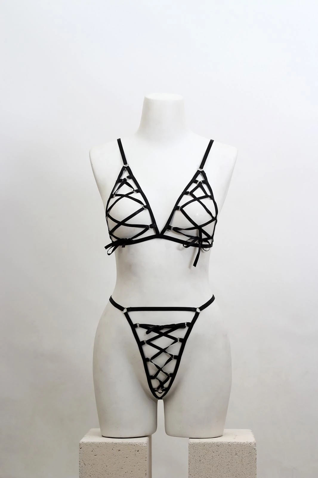 Harness Siyah Takım