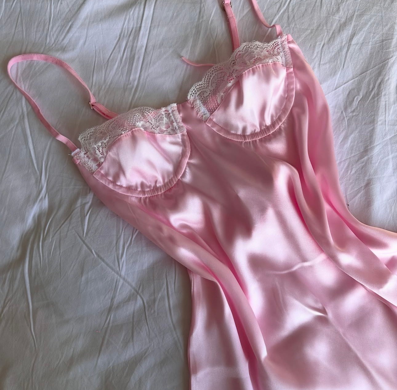 Rosé Glow – Işıltını Giy  - Saten Mini Dress