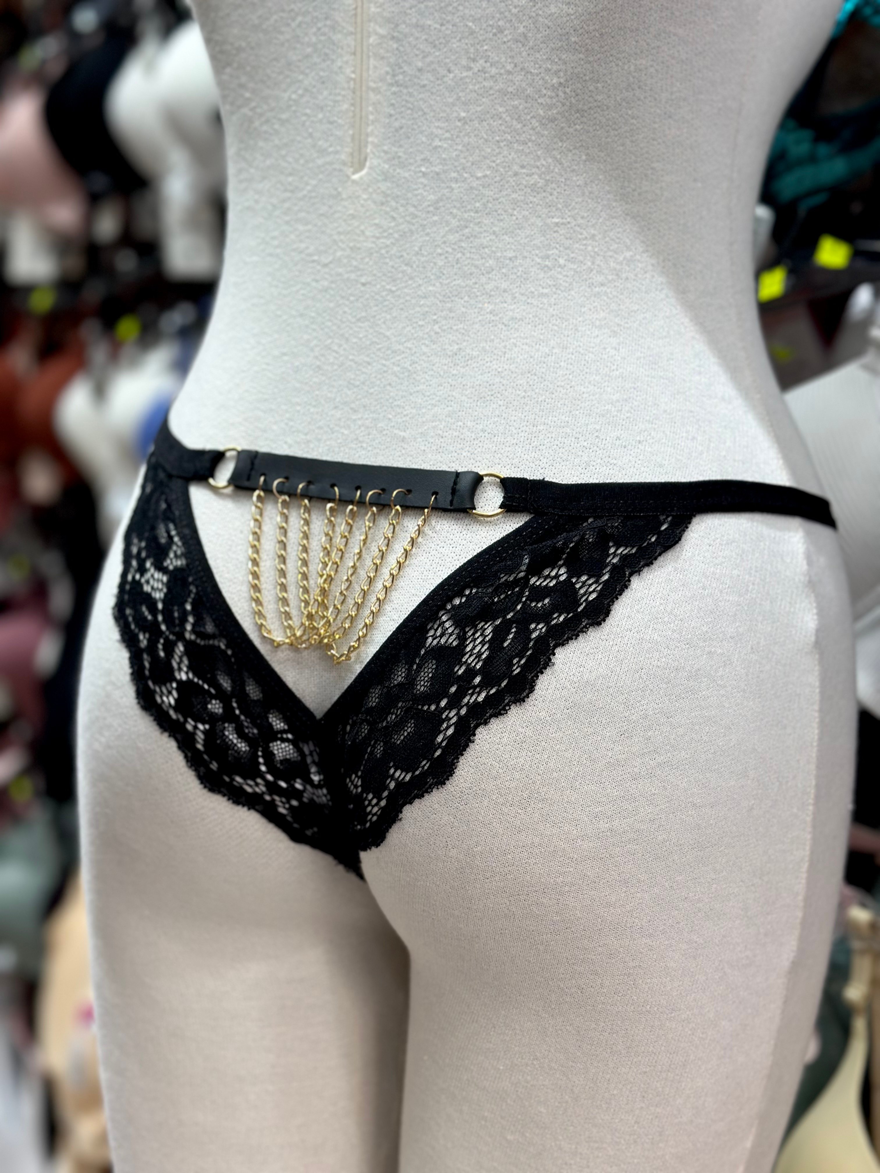 Golden Backlash – Zincir Detaylı Dantel Tanga
