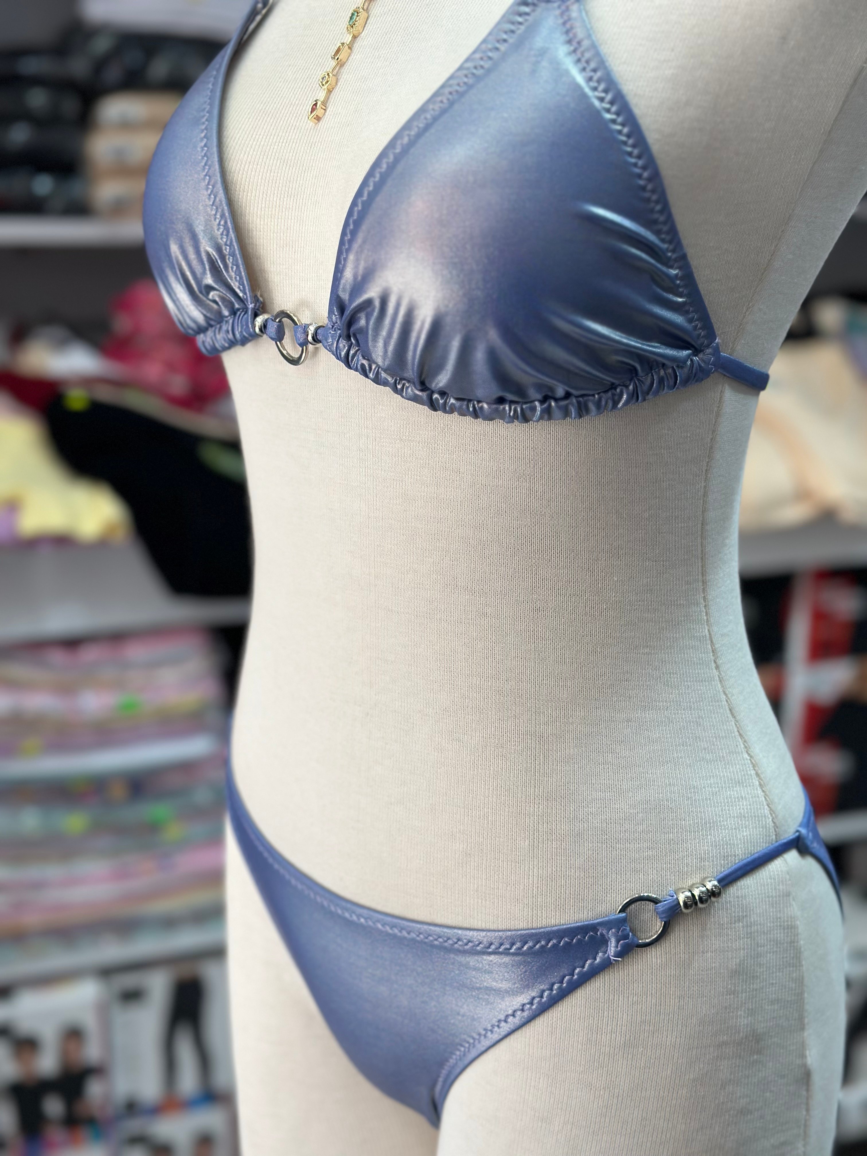 Moonlit Mirage – Parlak Halka Detaylı Bikini Takımı