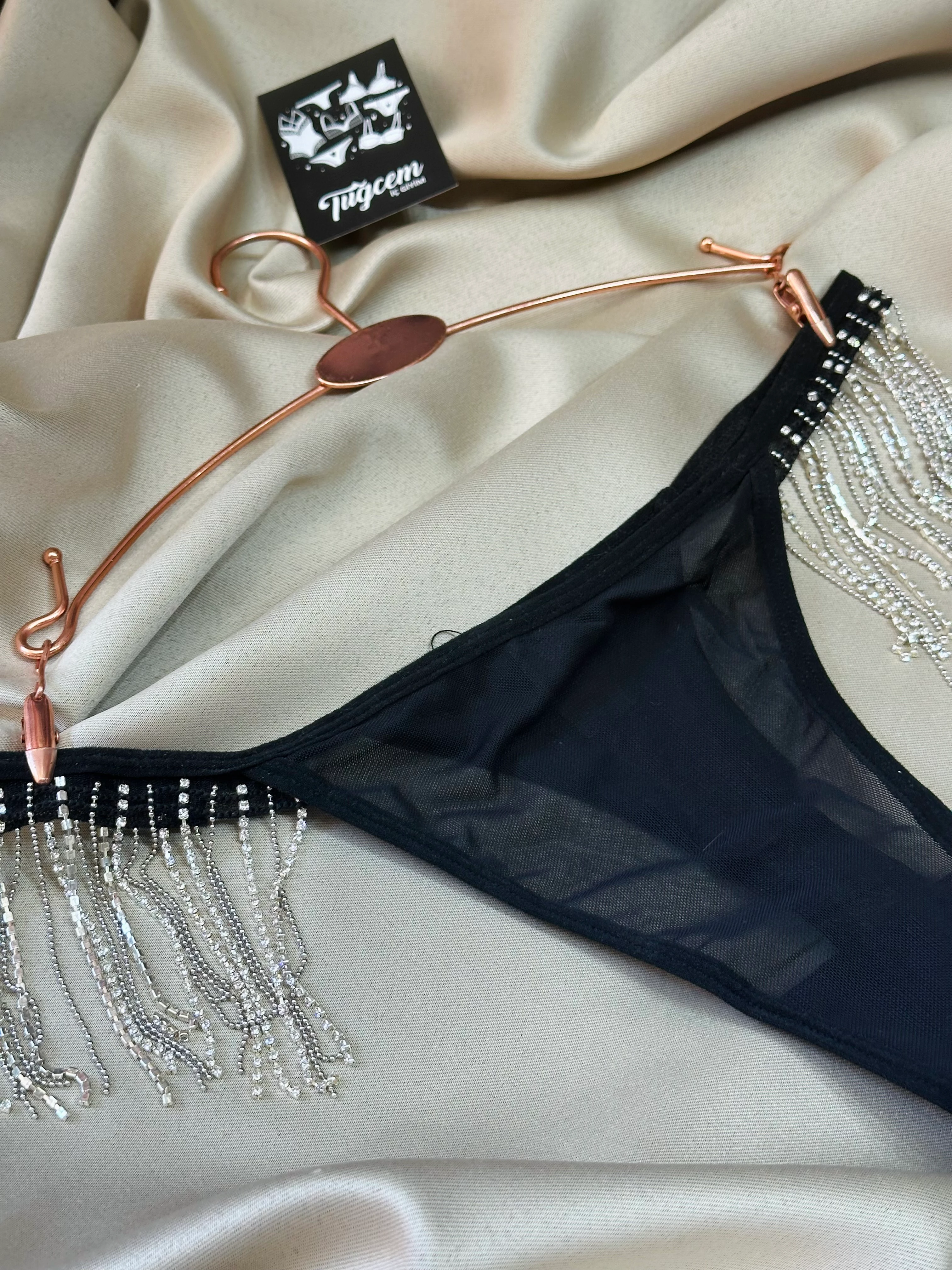 Crystal Tease – Taş Püsküllü Transparan Tanga