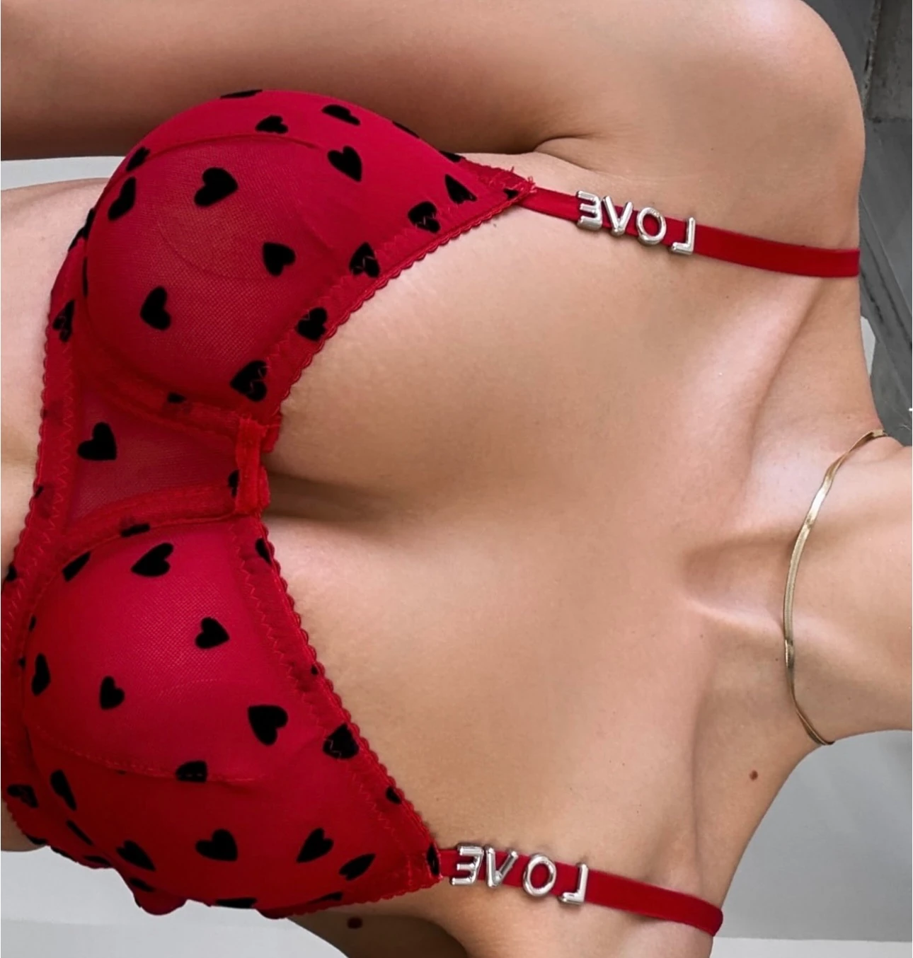 Love Bite – Aşkın En Tatlı Isırığı 