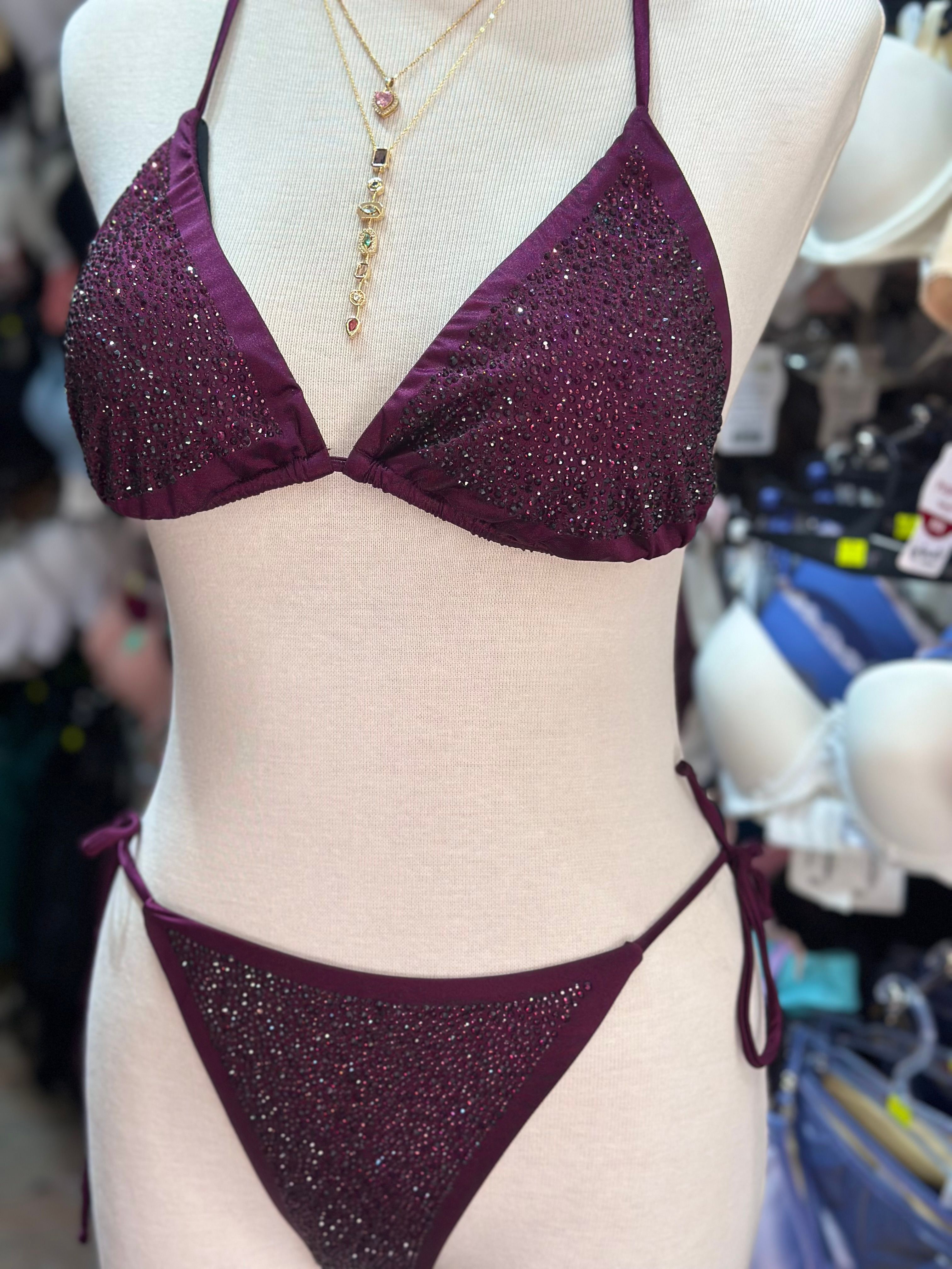 Stardust Temptation – Işıltı Taş Detaylı Mor Bikini Takımı