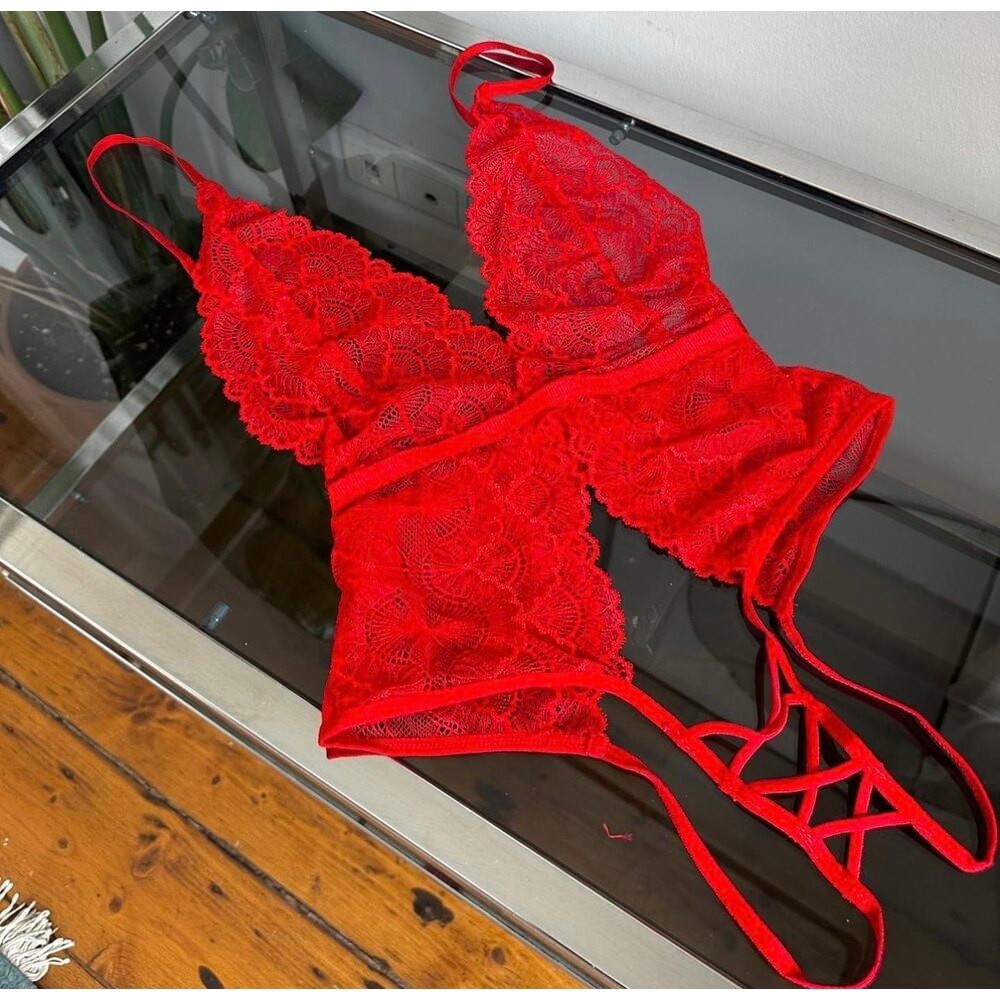 Diana Özel Bölgesi Açık Bodysuit