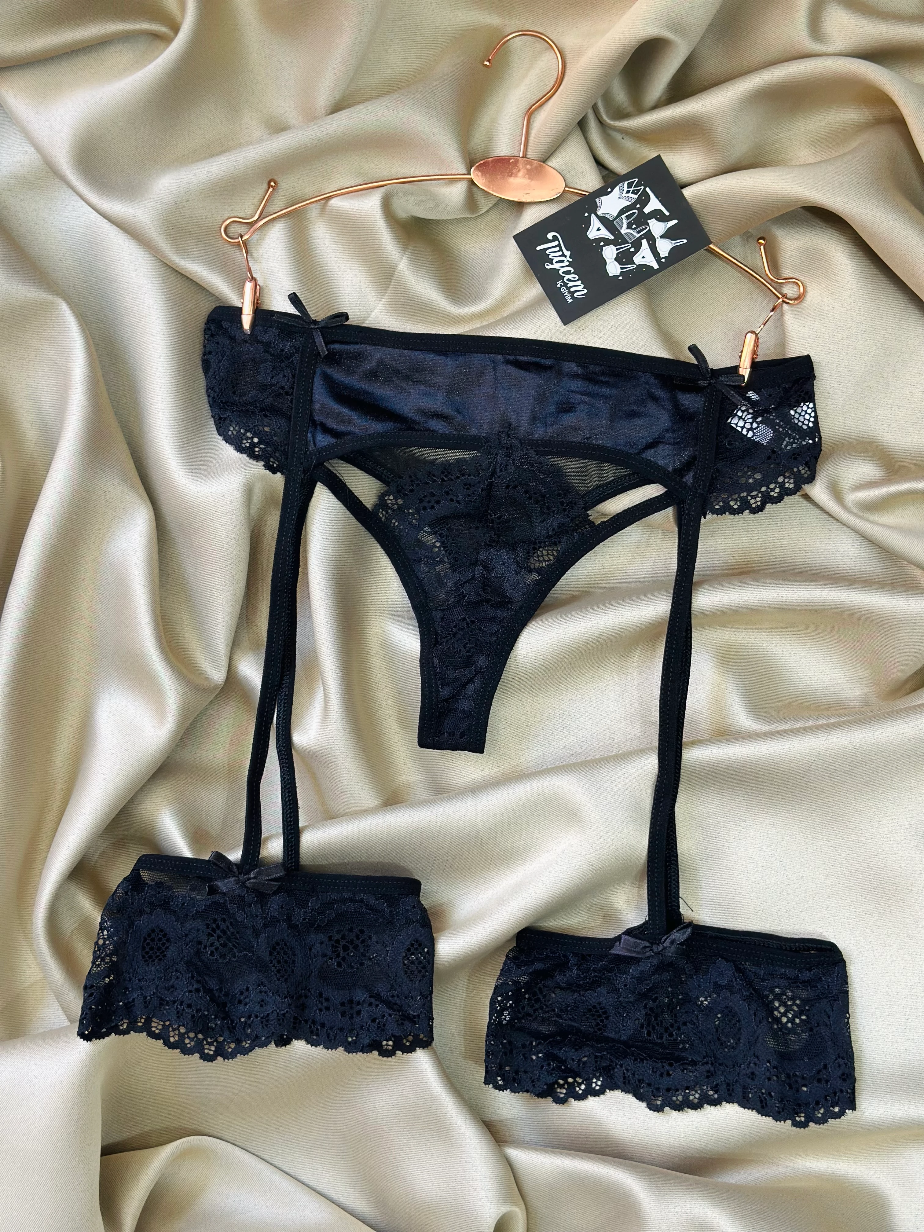 Black Enigma – Siyah Transparan Jartiyer