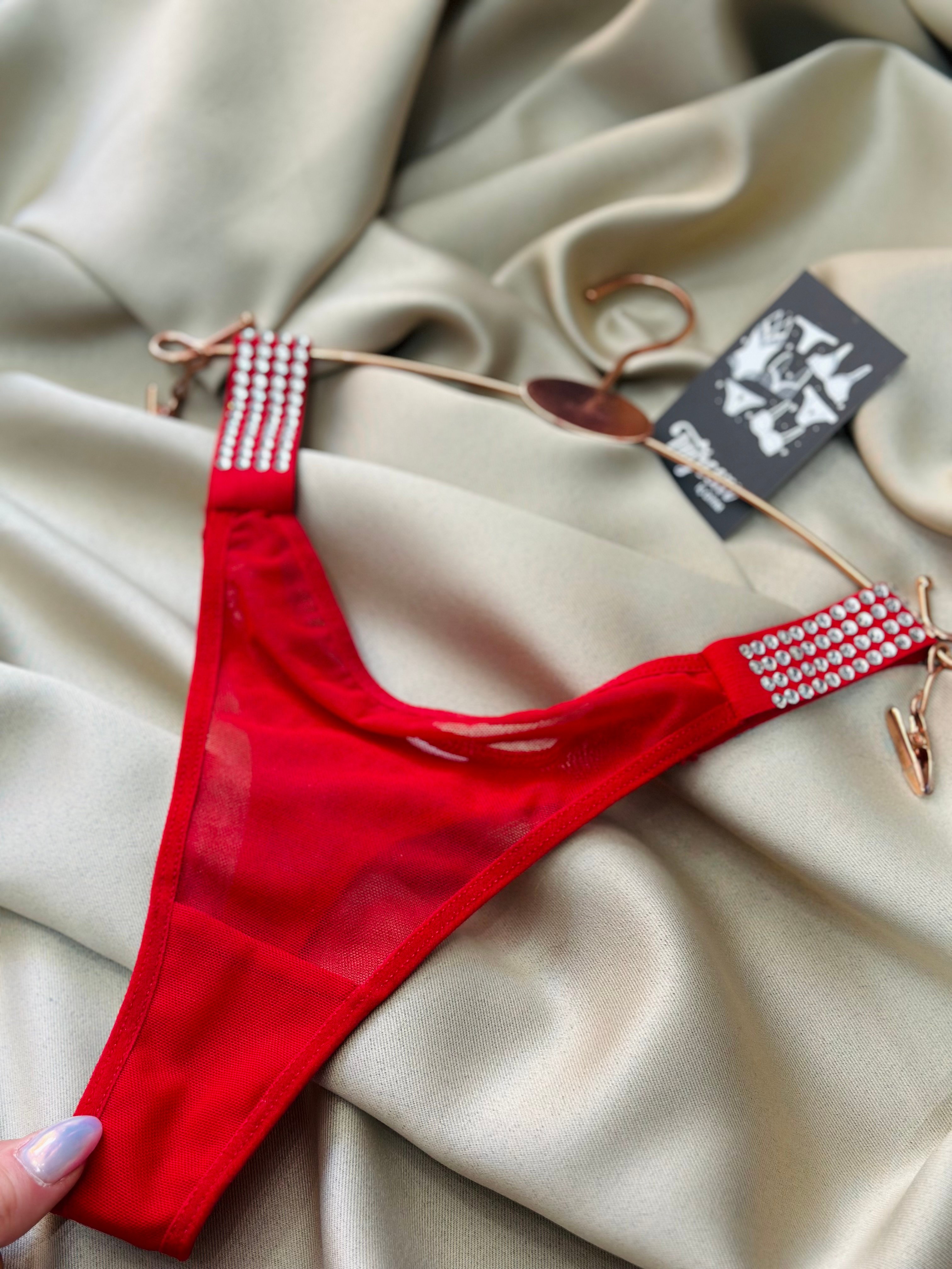 Red Heat – Taş Detaylı Transparan Tanga