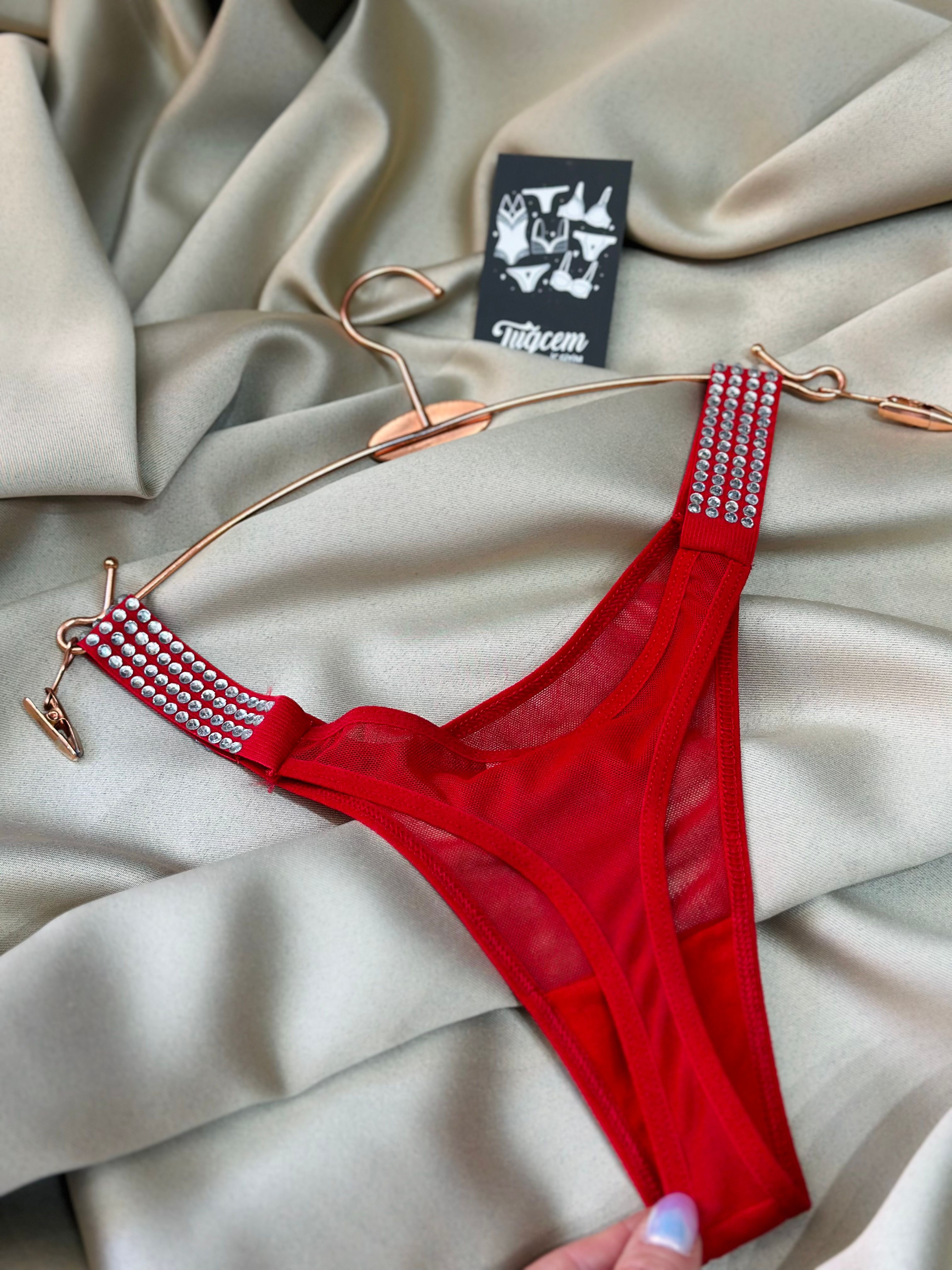 Red Heat – Taş Detaylı Transparan Tanga