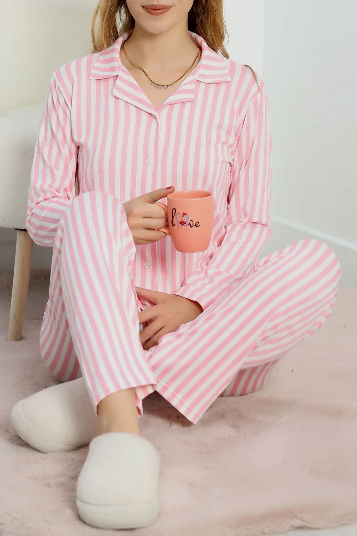 Pembe Beyaz Çizgili Uzun Kollu Kadın Pijama Takımı