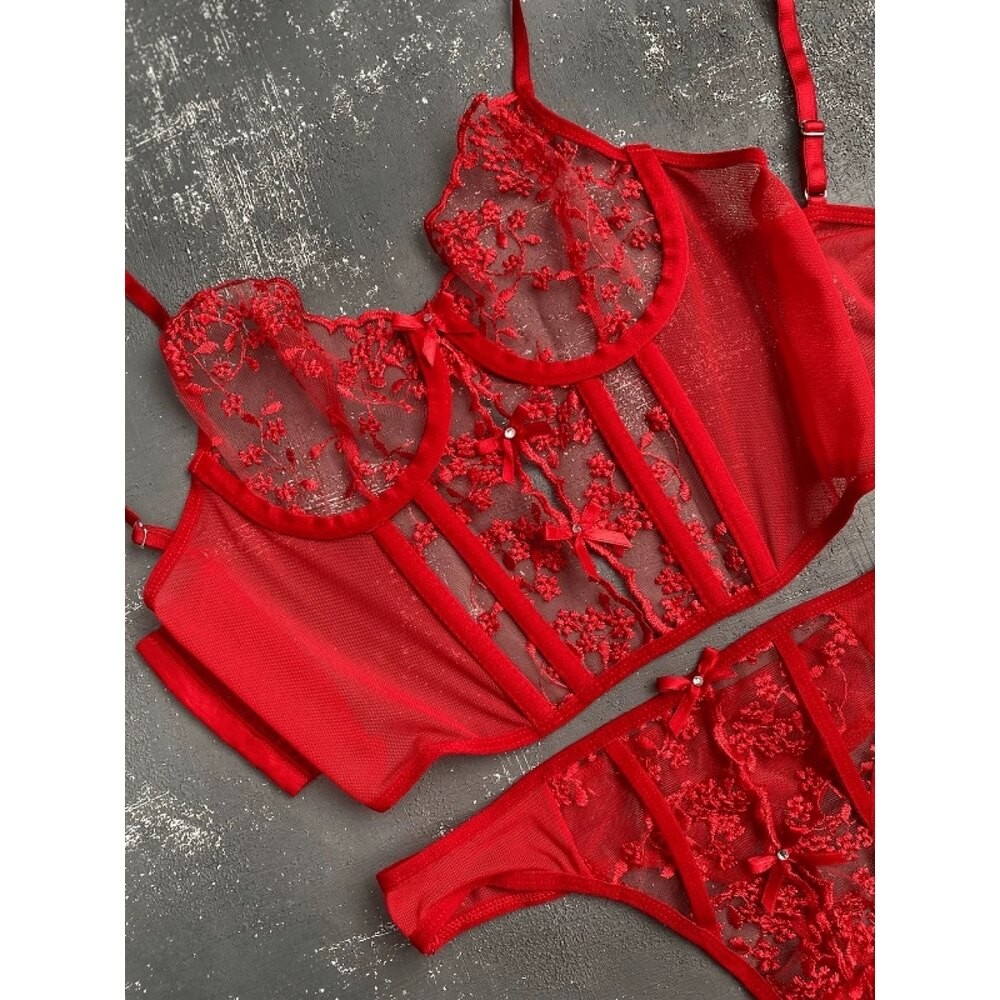 Büstiyer Set Kırmızı
