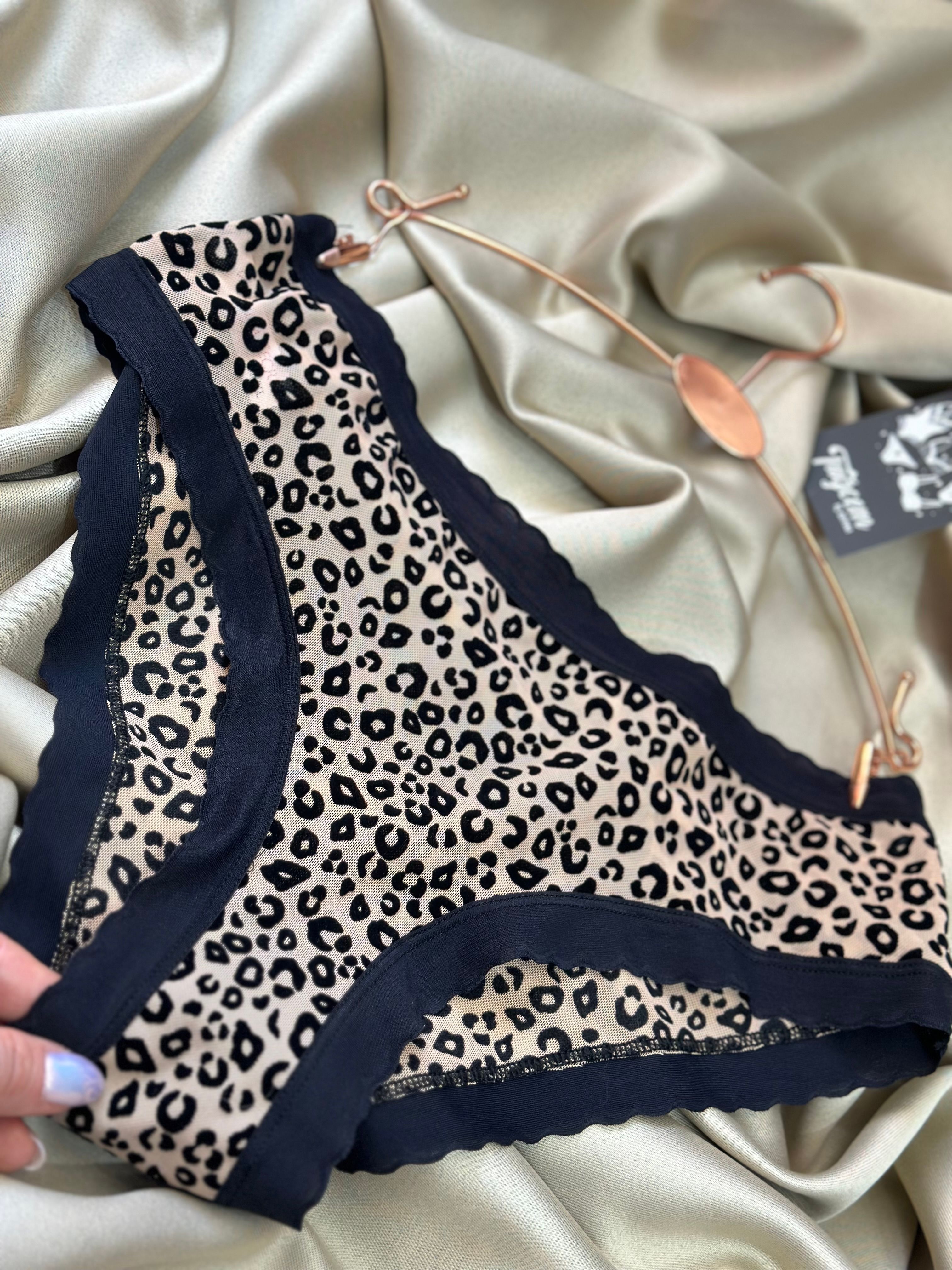 Wild Kiss Slip