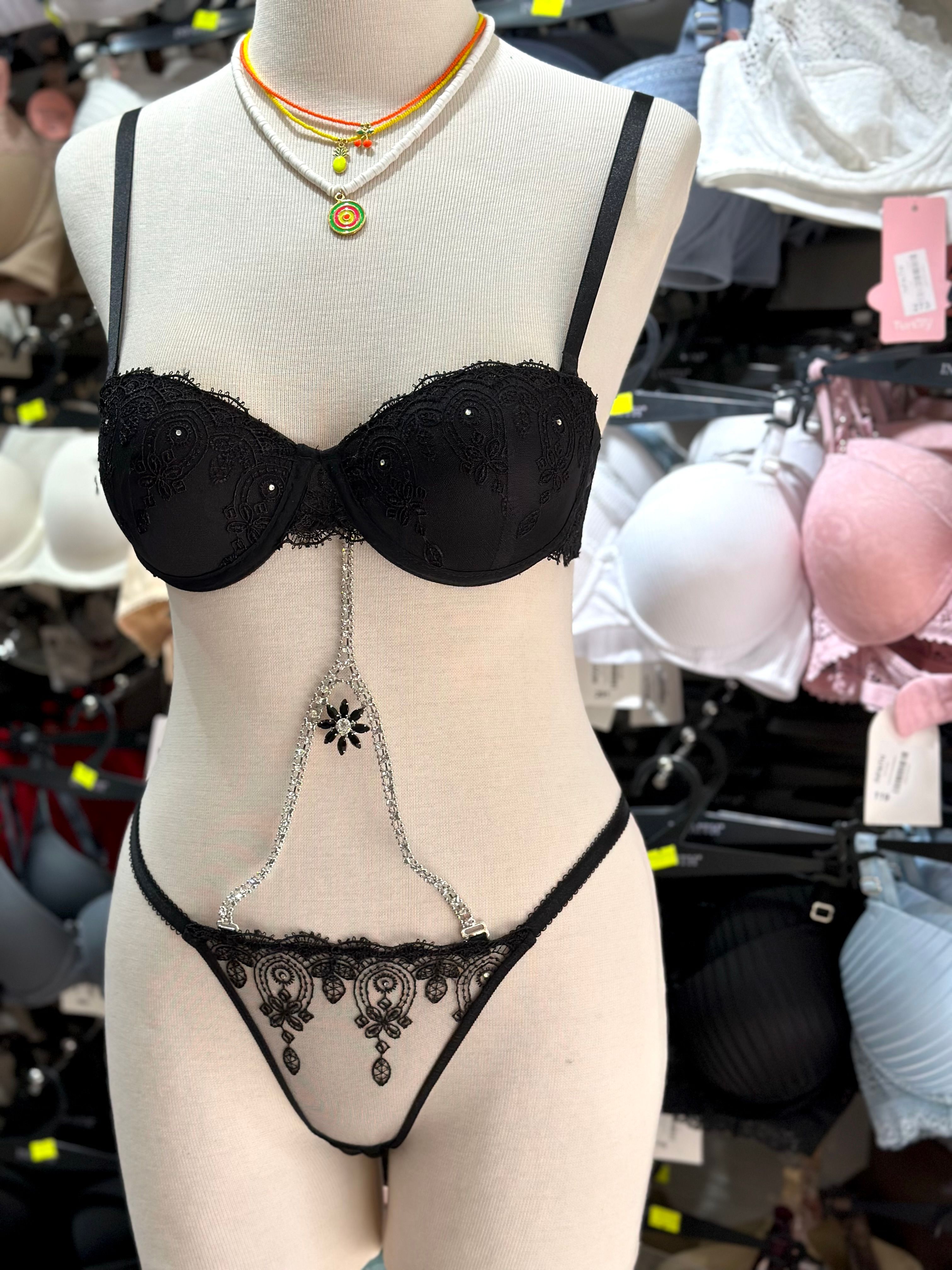 Taş Detaylı Dantel Babydoll