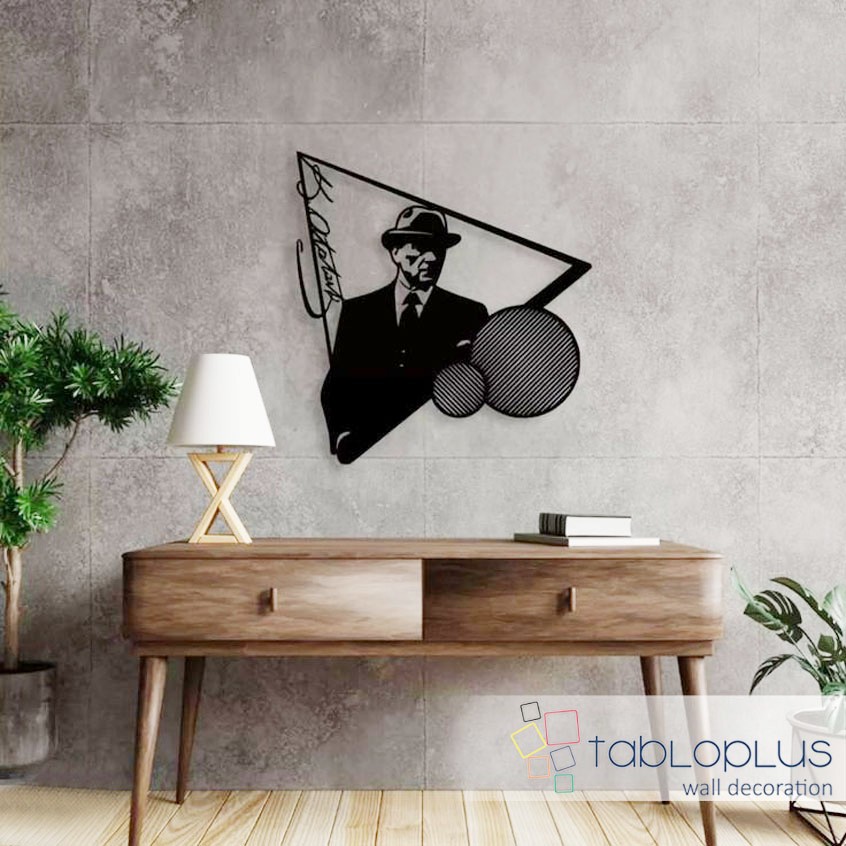 Şapkalı Atatürk Metal Tablo