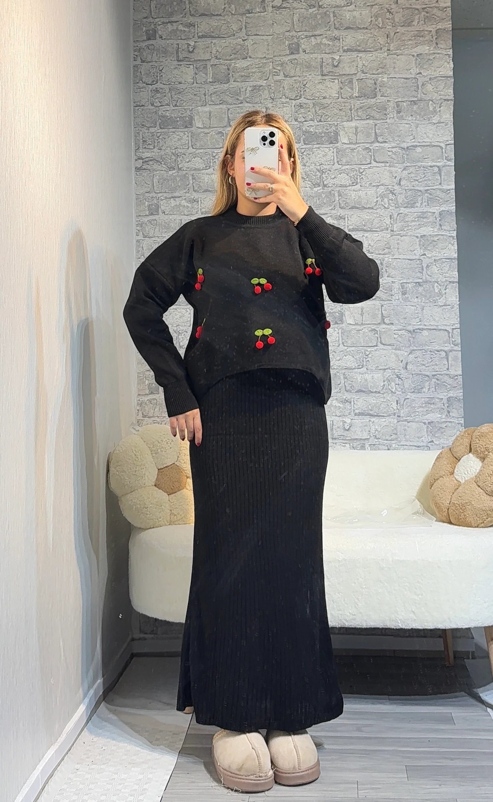 Kiraz Kazaklı İkili Takım Elbise - Siyah