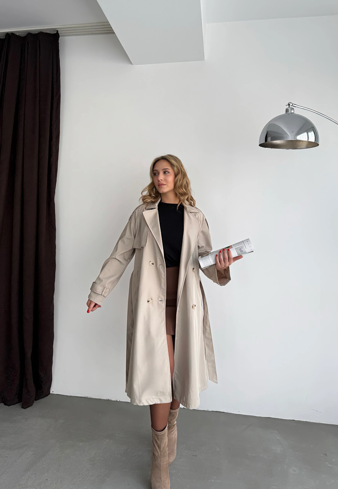 Tasarım Kolu Kemerli Trençkot - Taş