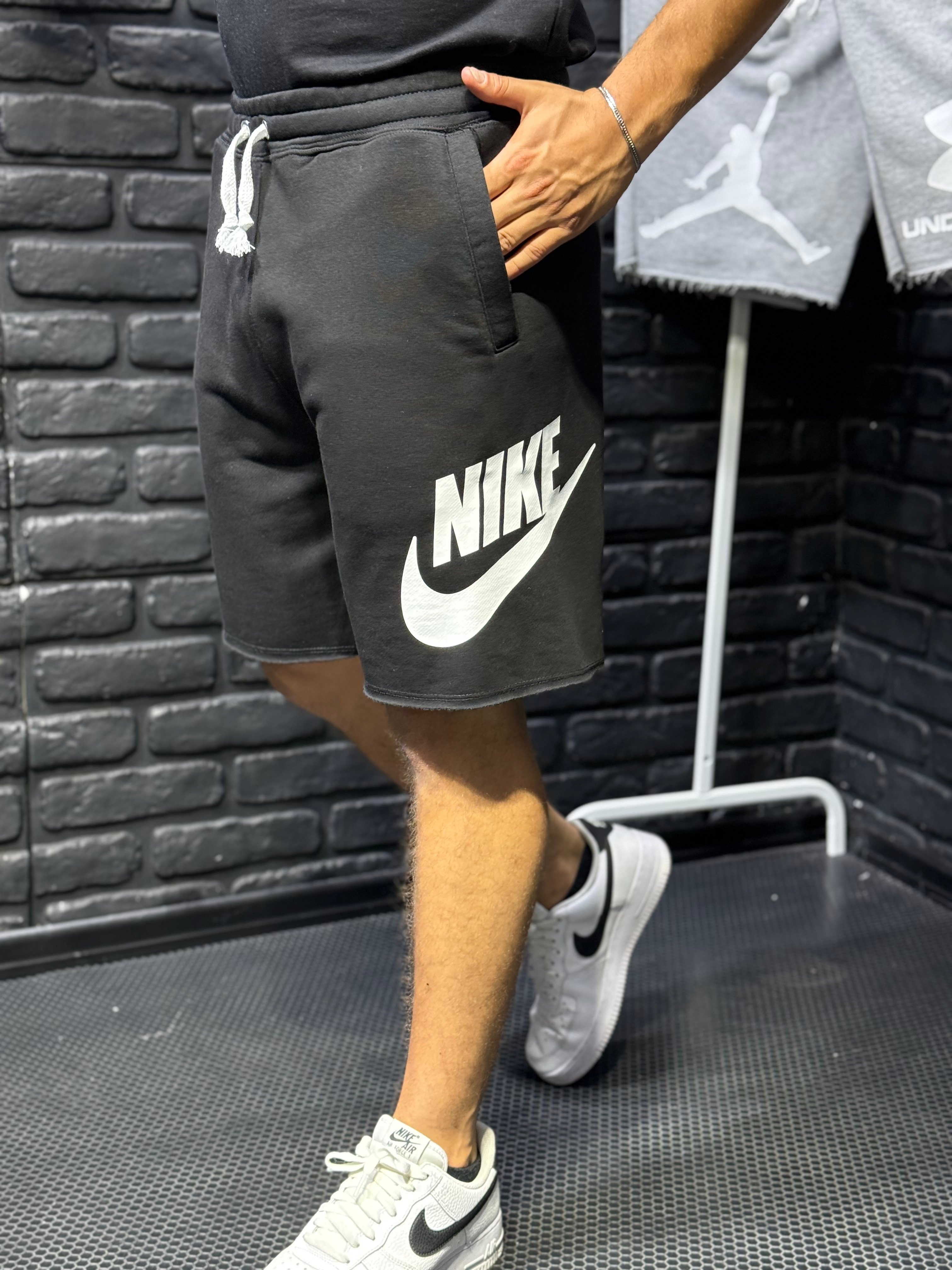 Nike Club Alumni Şort