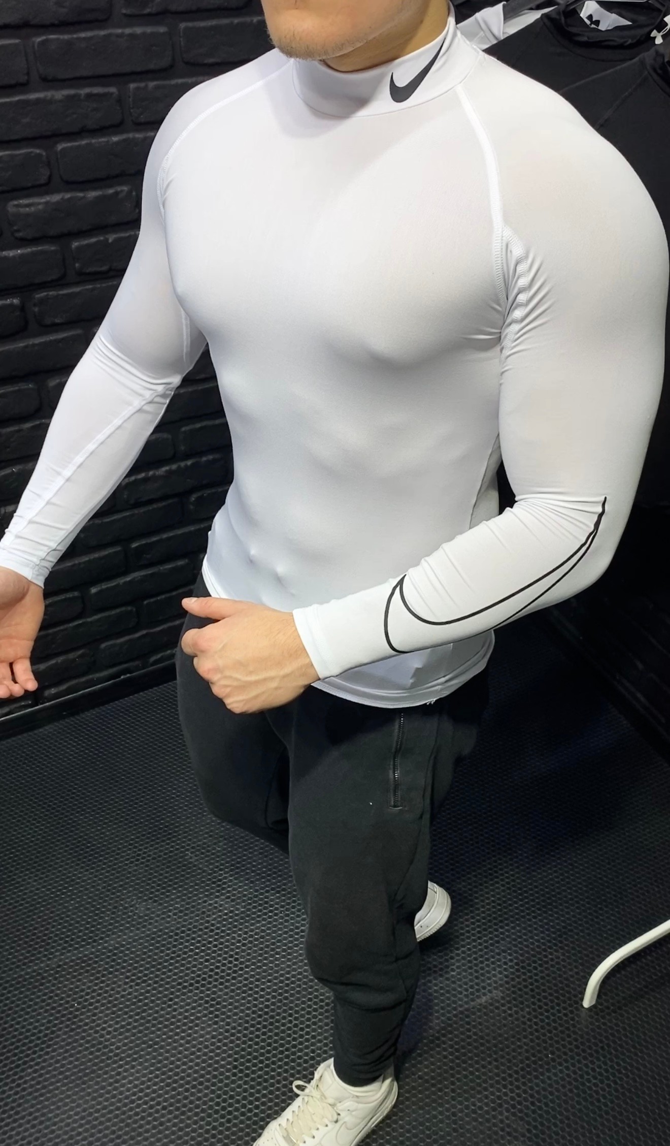 Nike Boğazlı Compression Body - Beyaz
