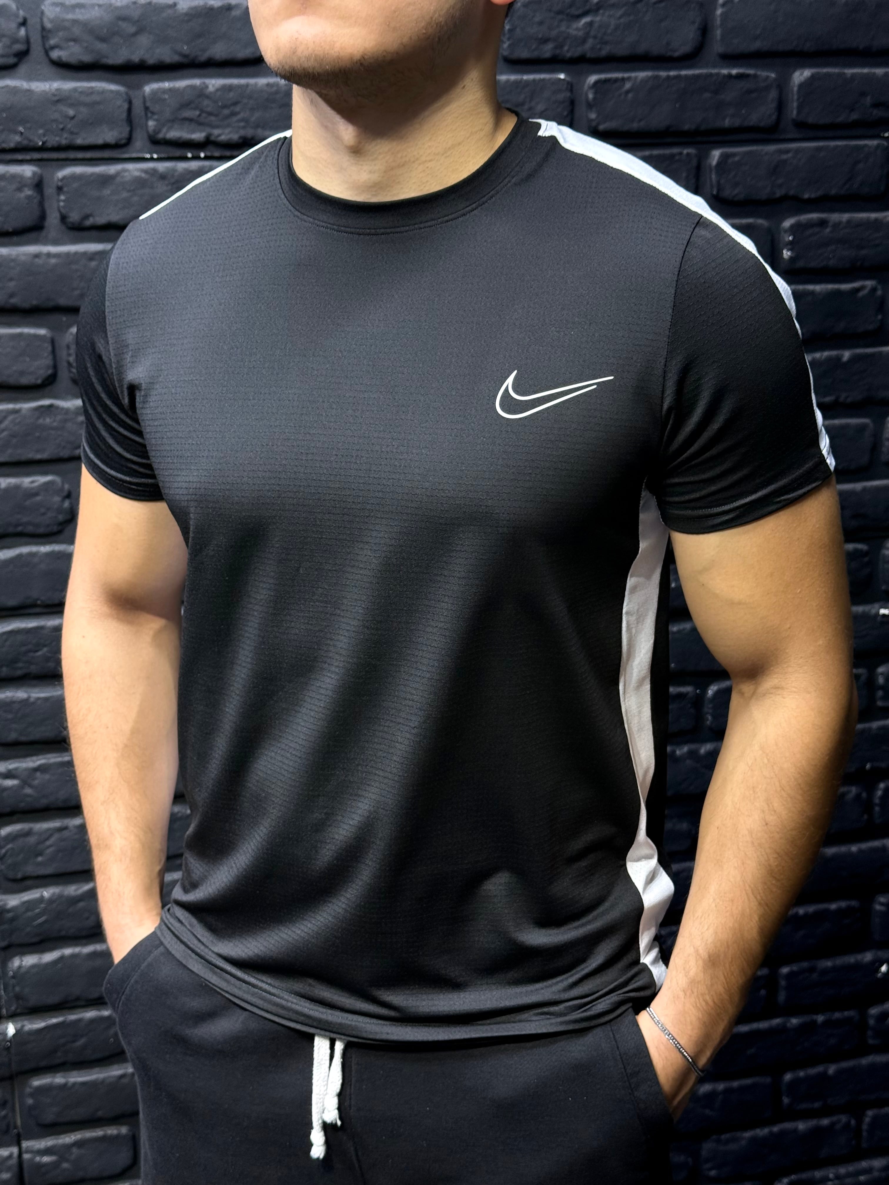 Nike DRİ-FİT Academy T-Shirt