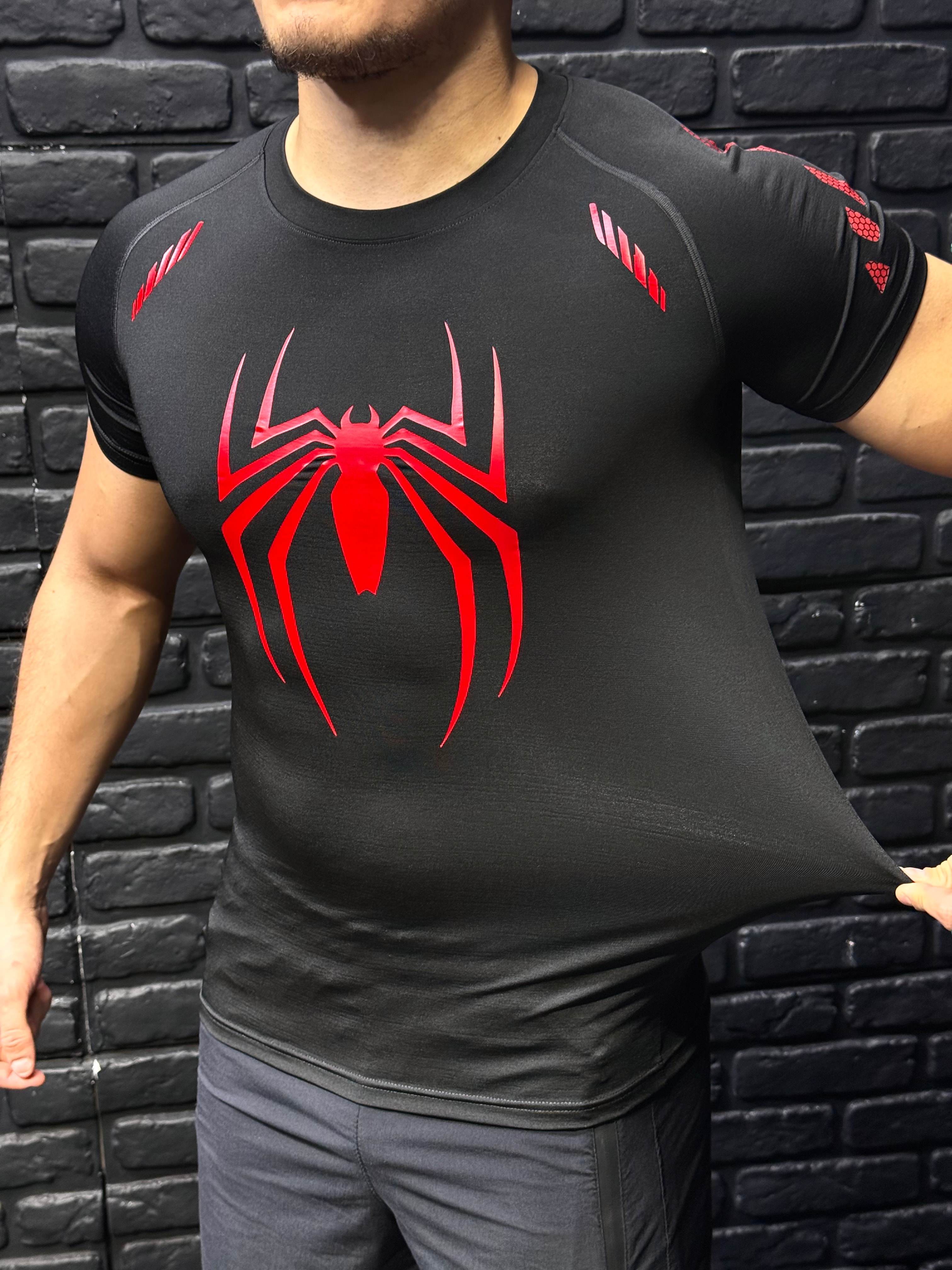 Spider Pro Compression T-Shirt - Siyah - Kırmızı