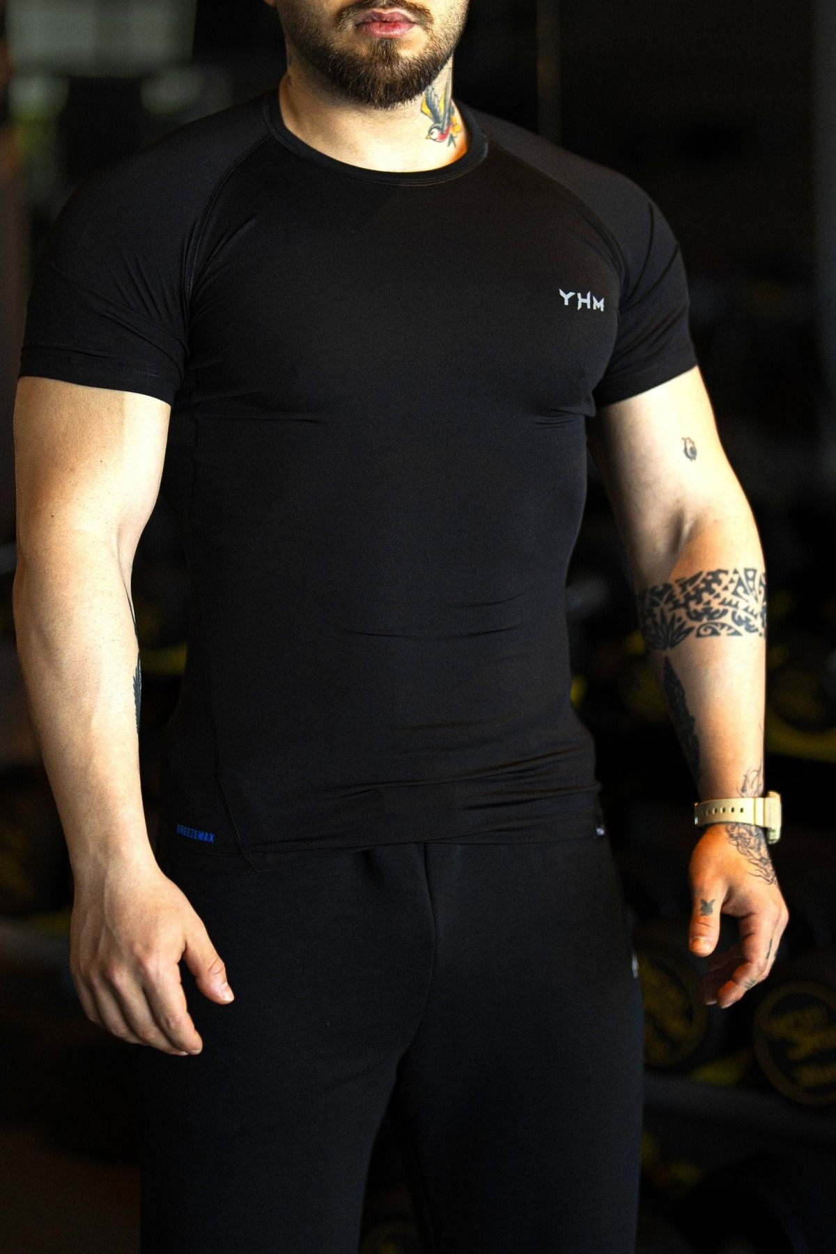 Siyah Slim Fit Compression Gym Sporcu Tişört