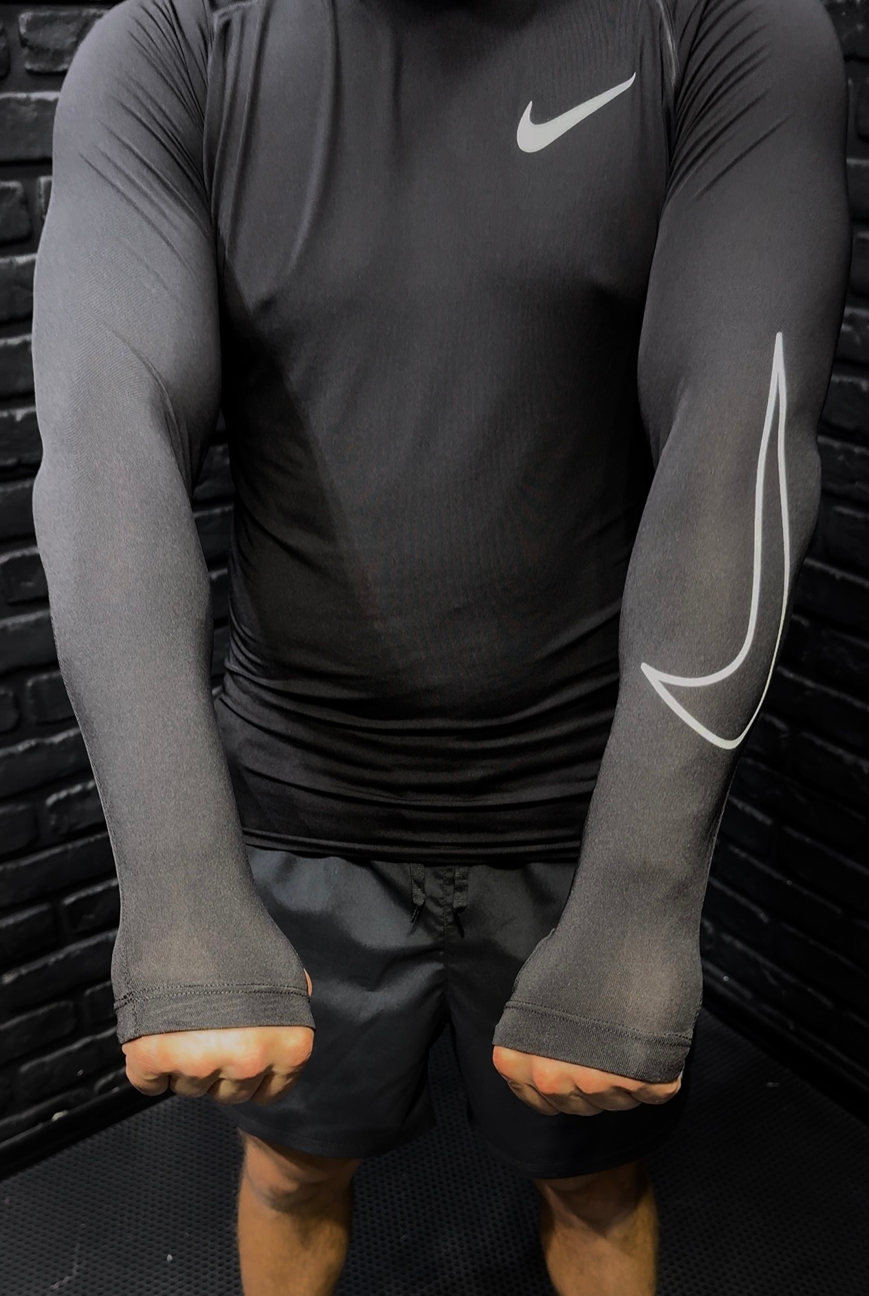Nike Pro Parmak Geçmeli Compression Body
