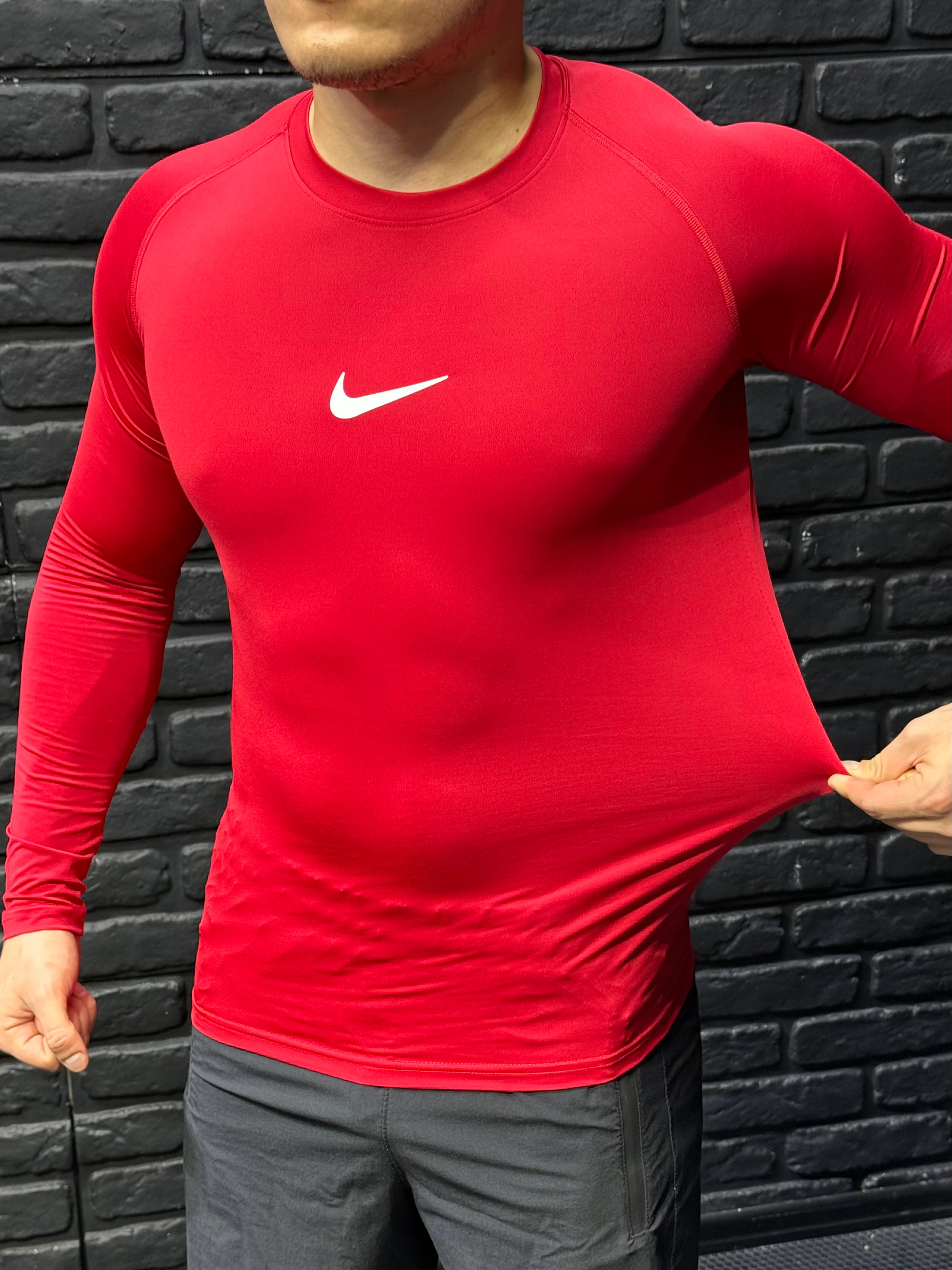 Nike Compression Body - Kırmızı