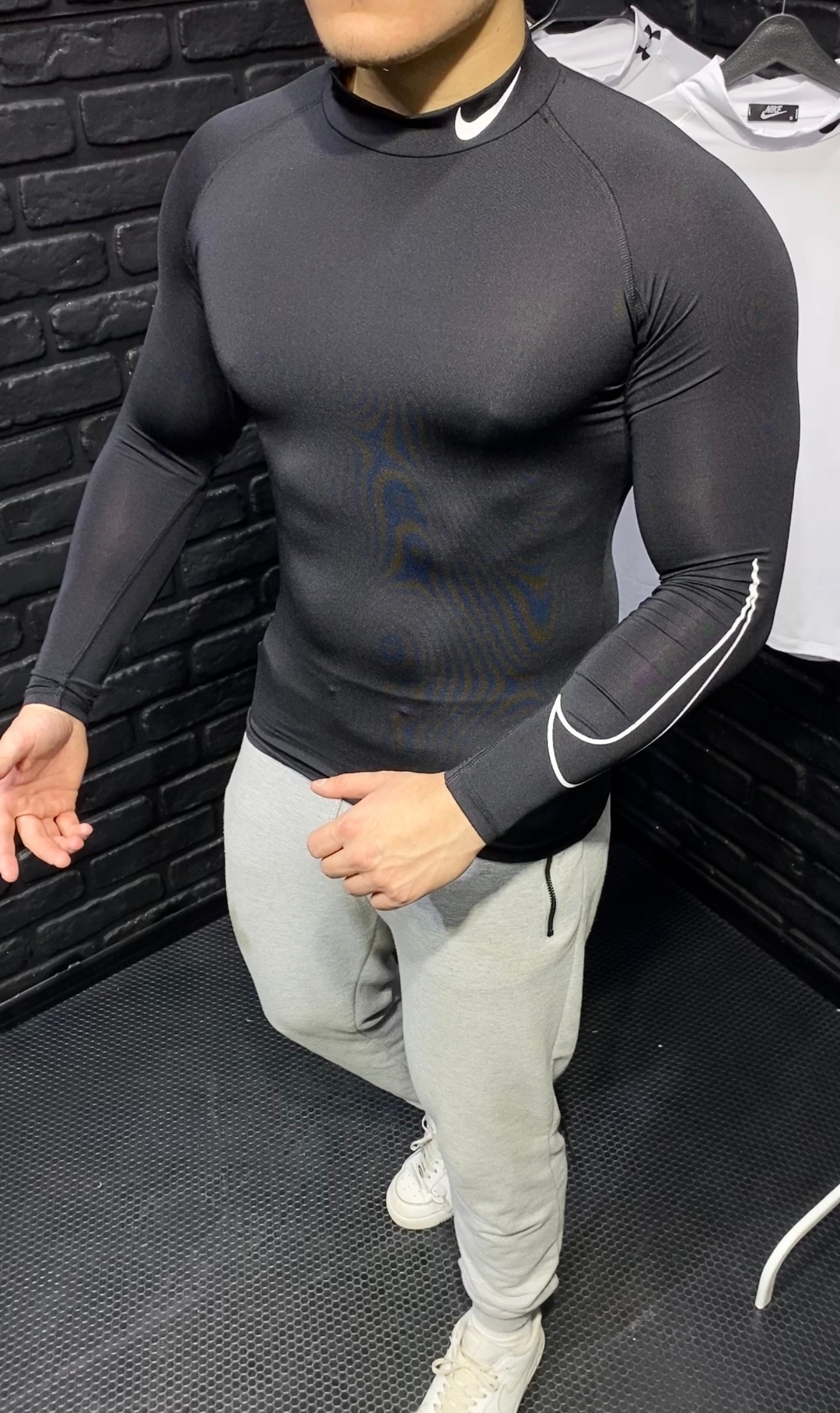 Nike Boğazlı Compression Body - Siyah