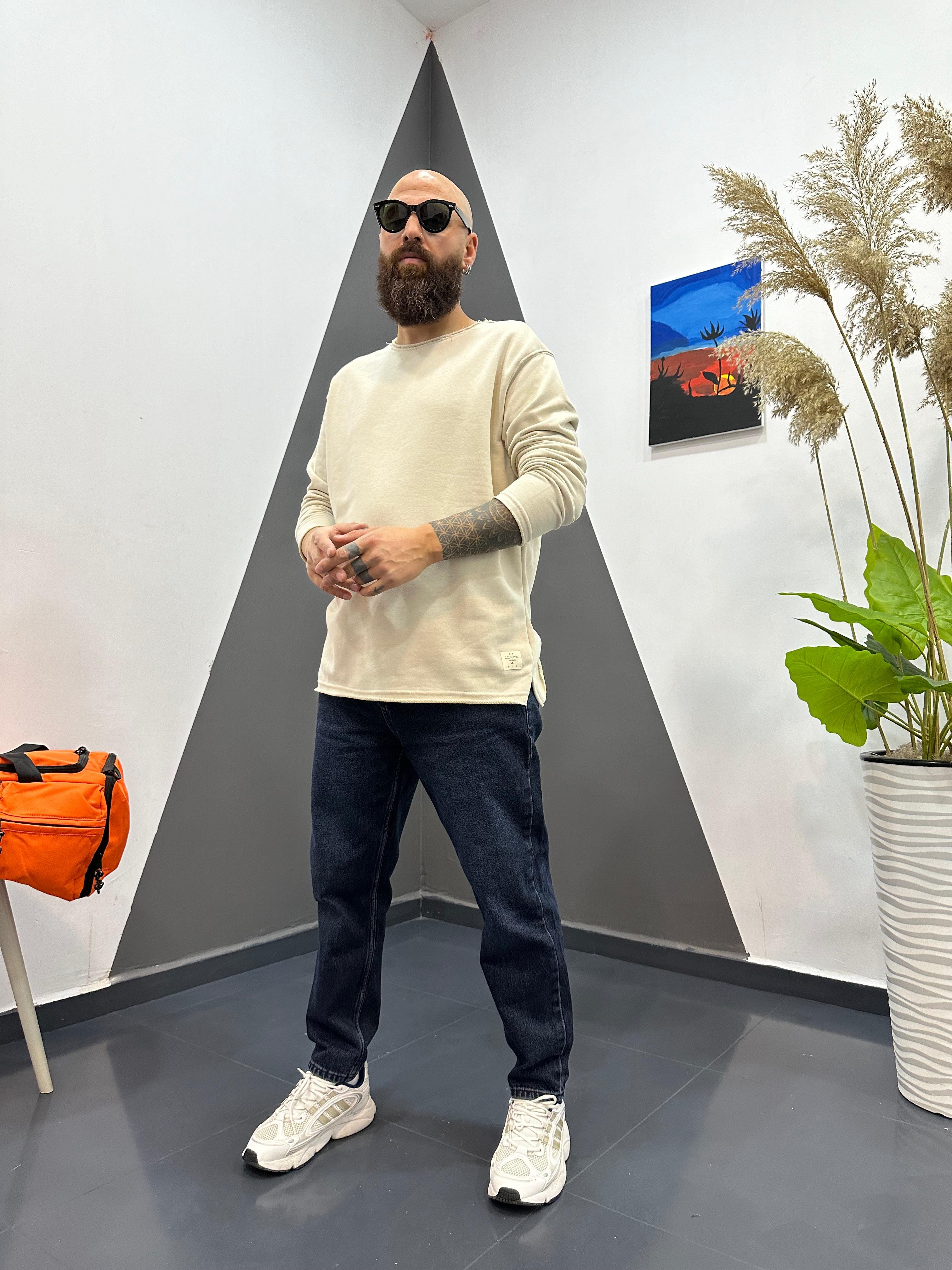 Kesik Detaylı Sweatshirt