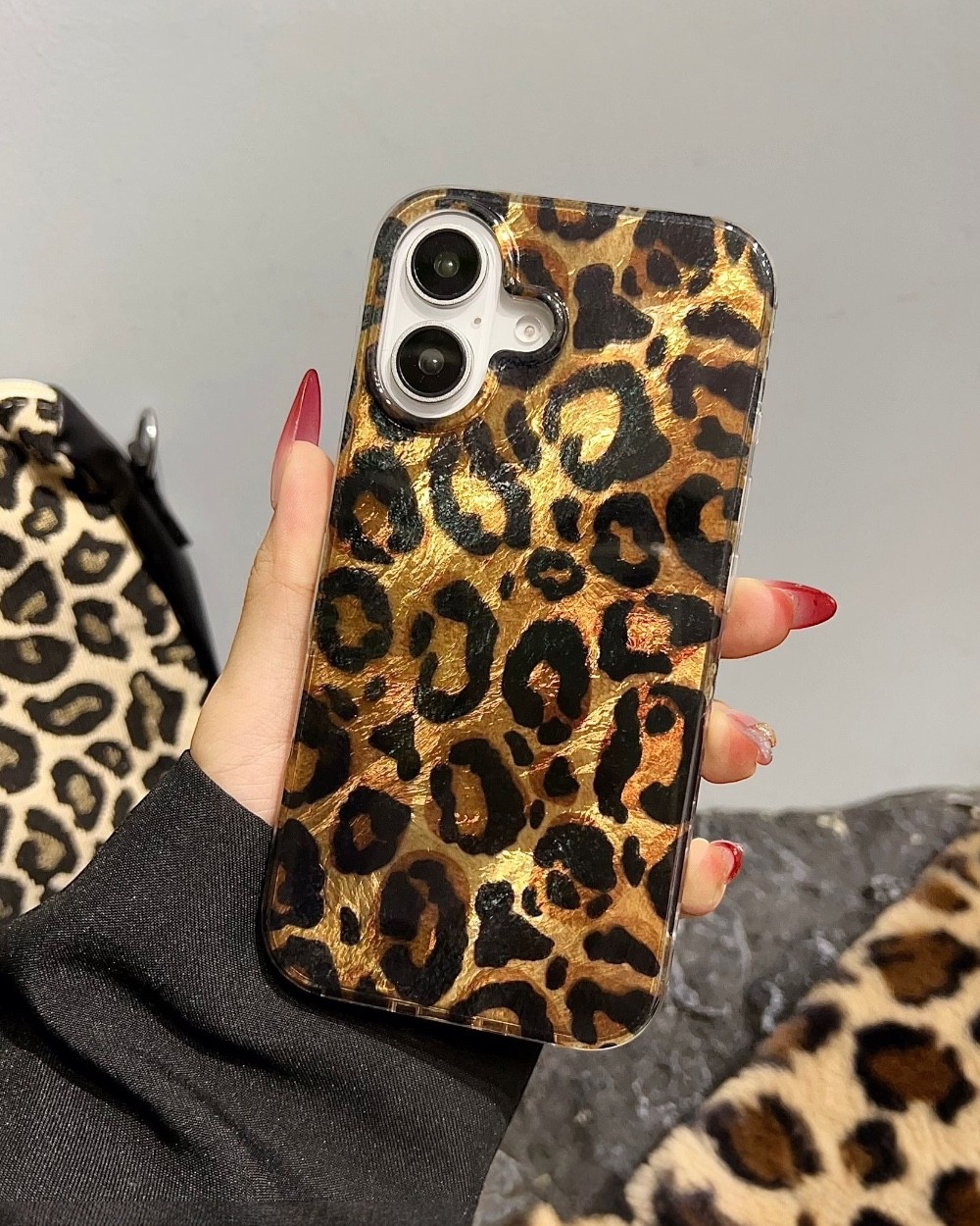 Iphone Uyumlu Parlak Leopar Desenli Kılıf