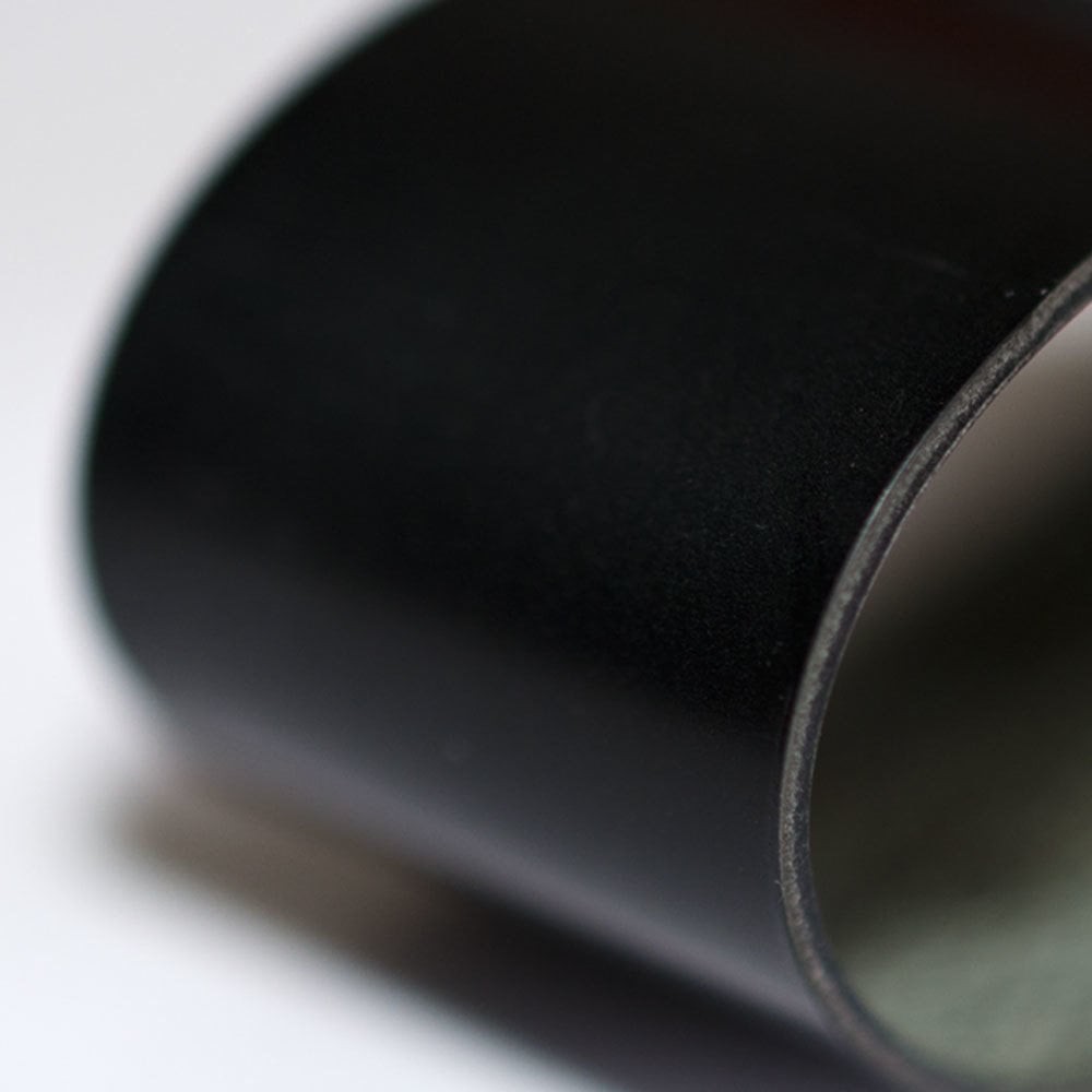 Pvc Kenar Bandı Düz 22X0,40 mm Düz Yüzey A1 Siyah