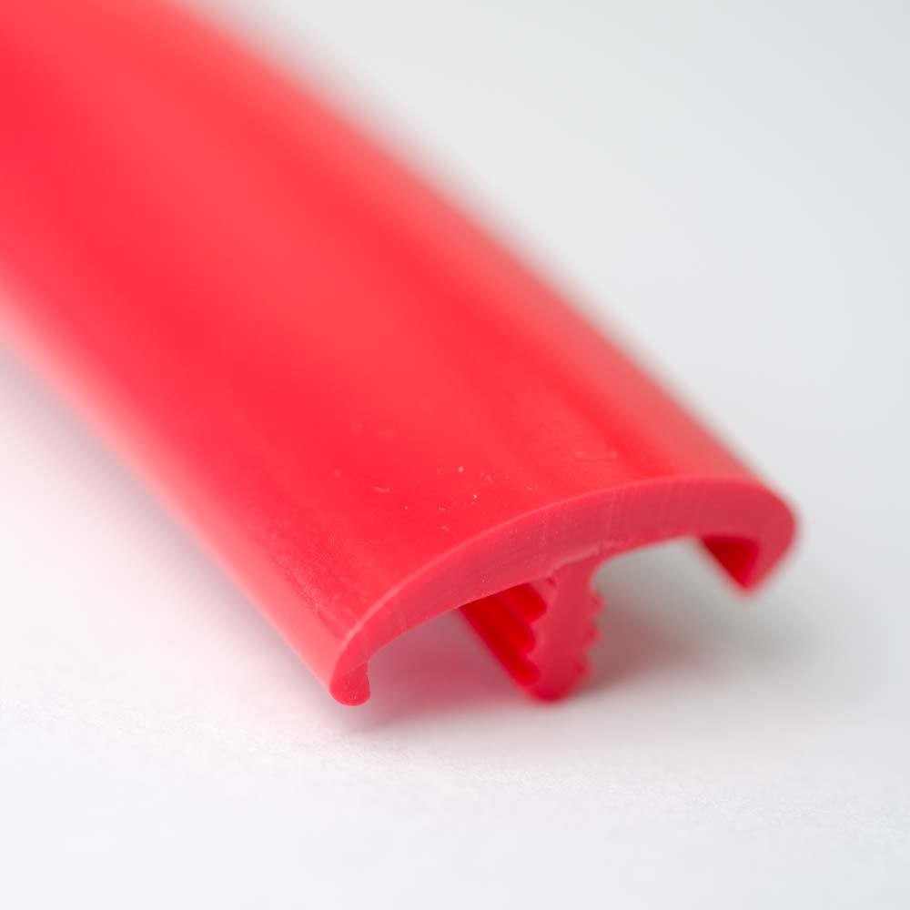 Soft PVC Edge Closure T-Shape with Double Nails, 18mm, Straight Red