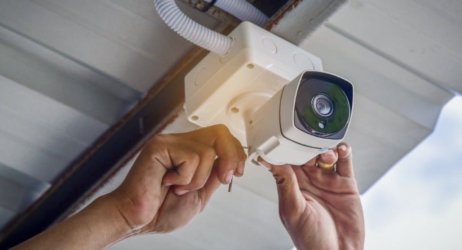 Güvenlik Kamerası Hacklenebilir Mi? Hangi Yollarla Hacklenebilir?