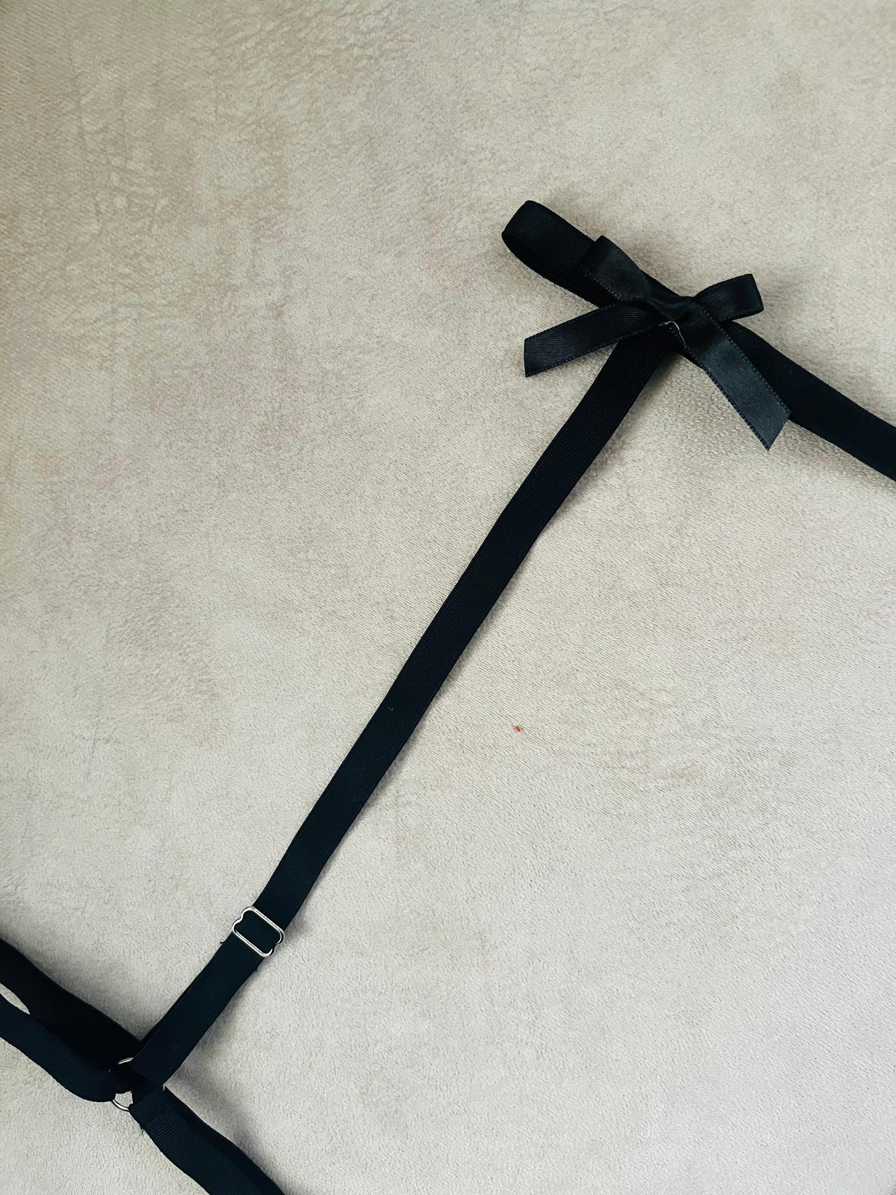 Kurdele Detaylı Bel Ve Bacak Jartiyer Lastiği