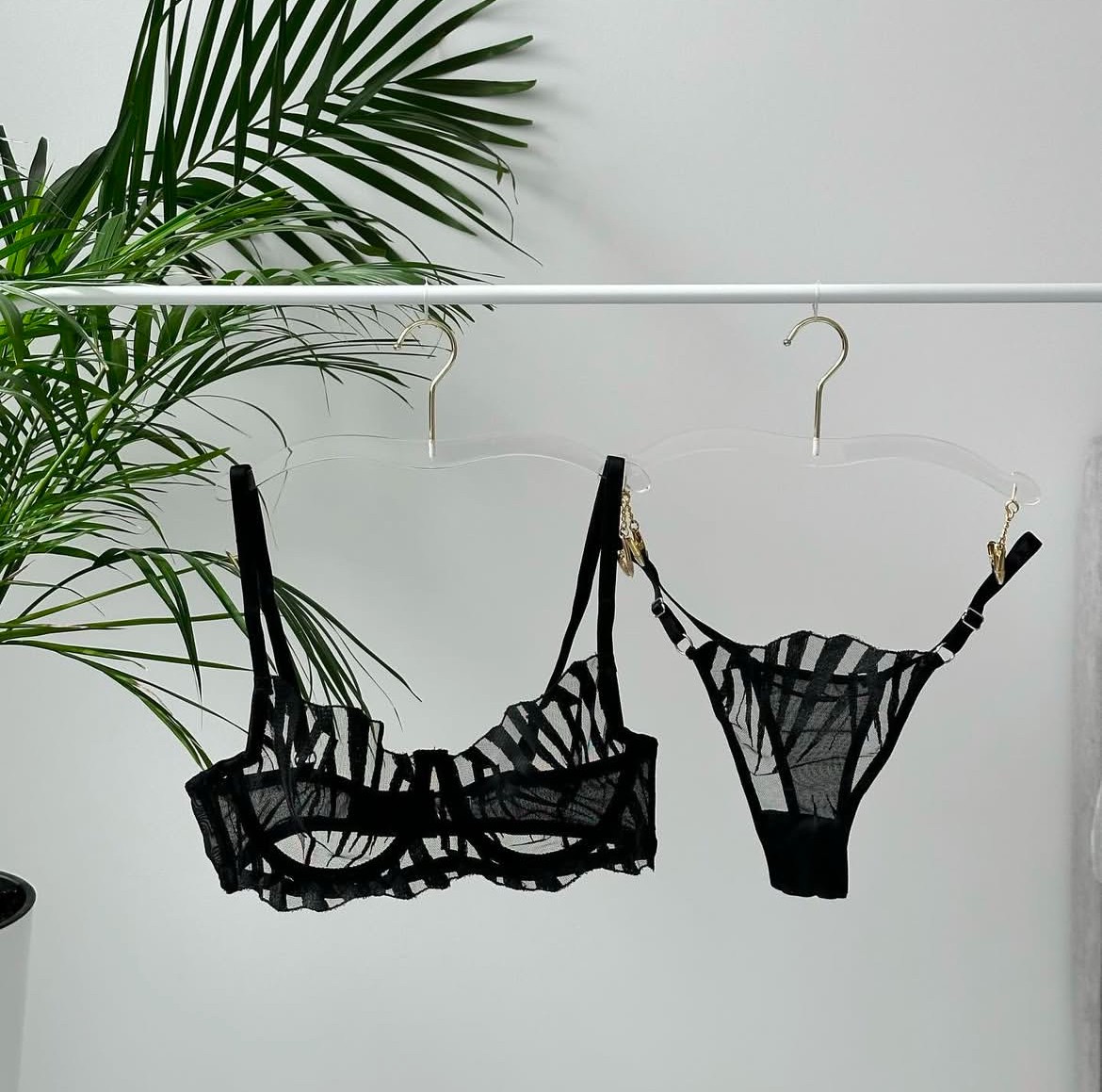 Vivian Black Balenli Bra Set