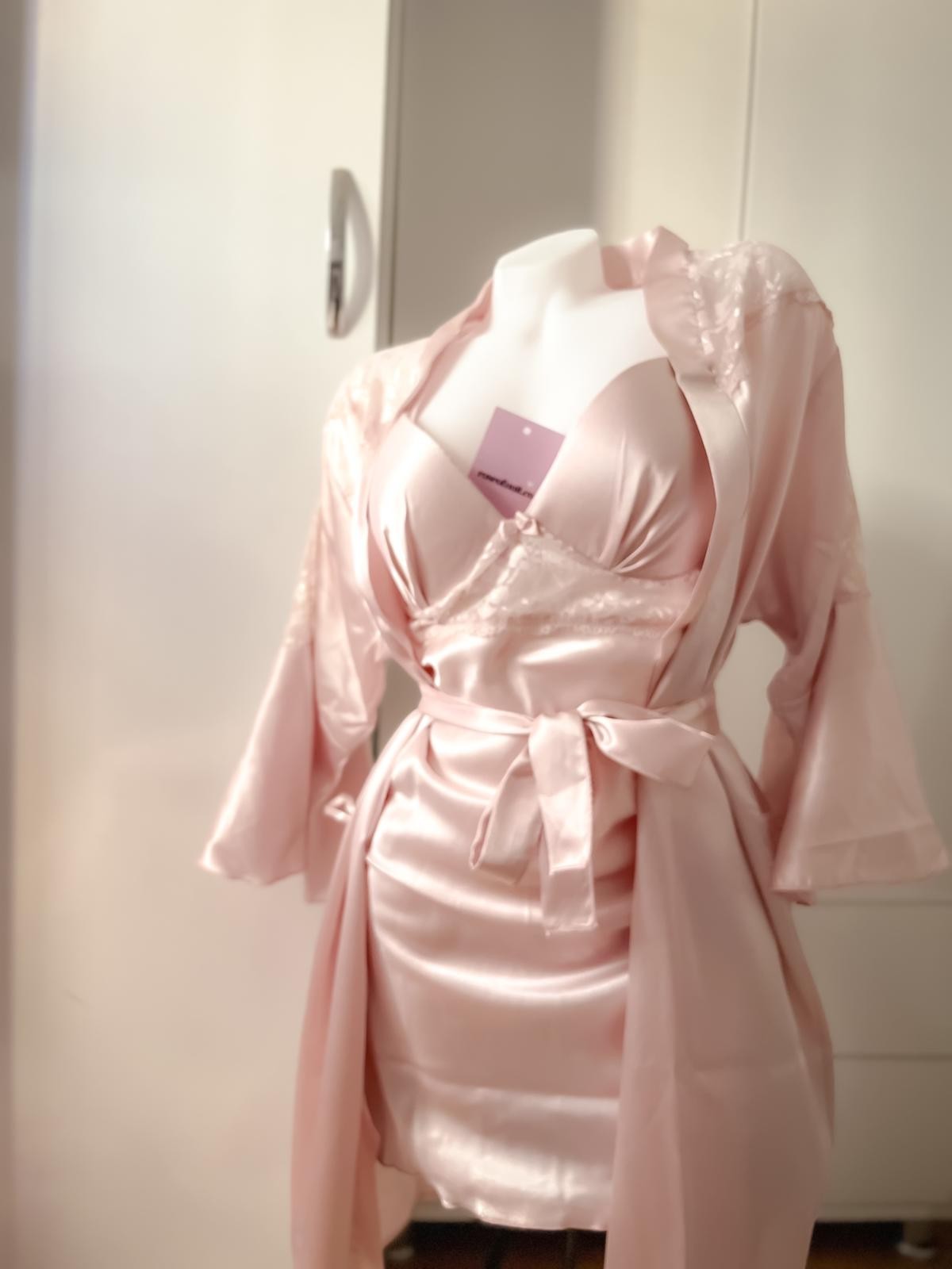 Göğüs Pedli Prenses Model Pudra Sabahlıklı Set 