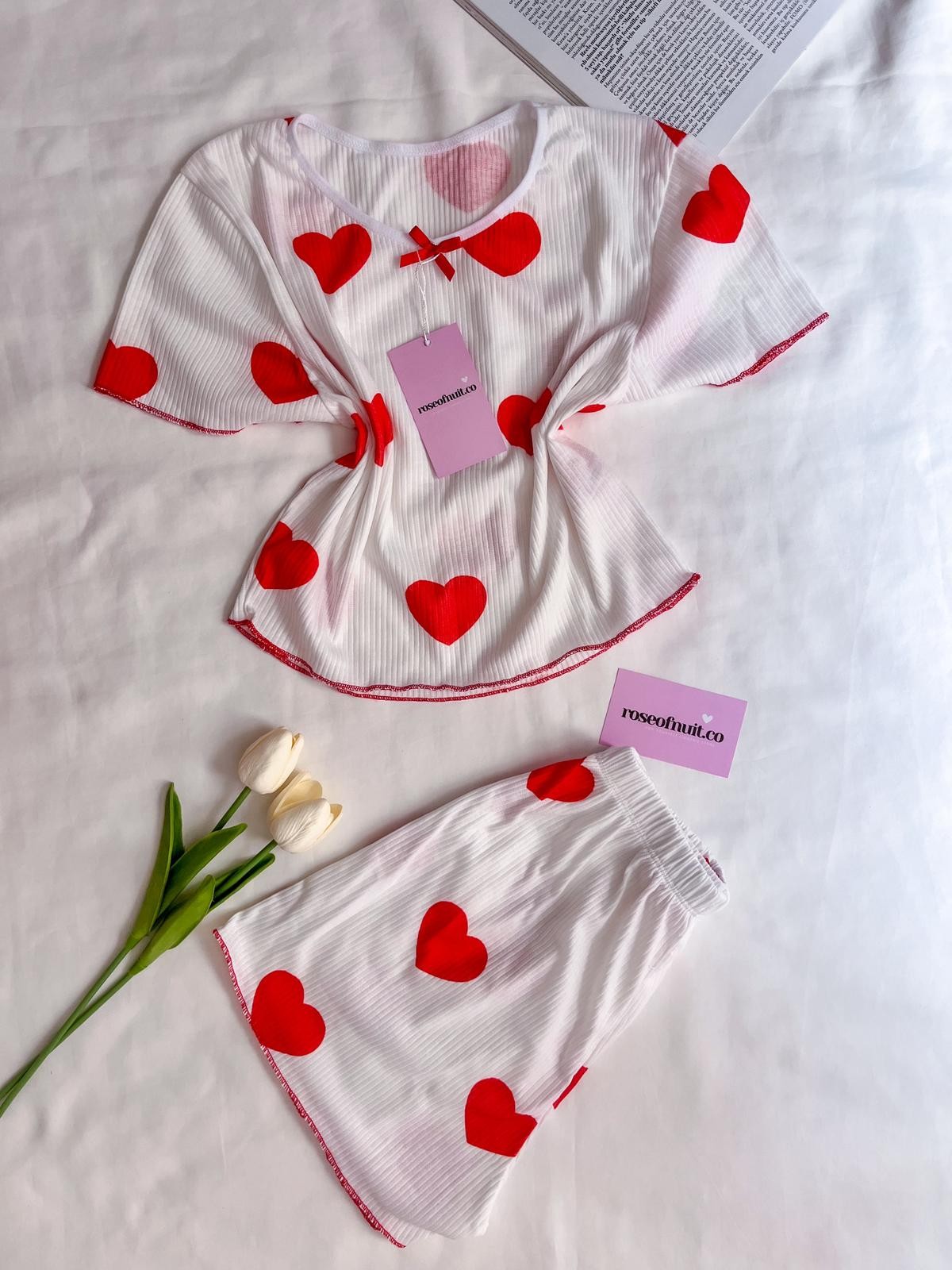 Penye & Esnek Croplu Şortlu Gecelik Takım - Love Desenli