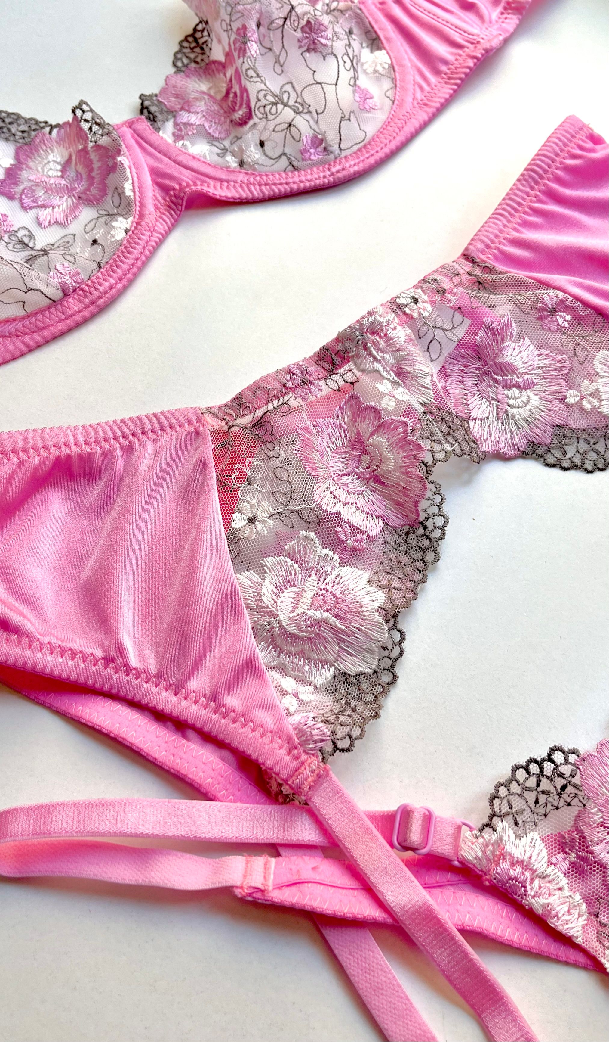 Pinky İthal Jartiyer Balenli Bra Takım
