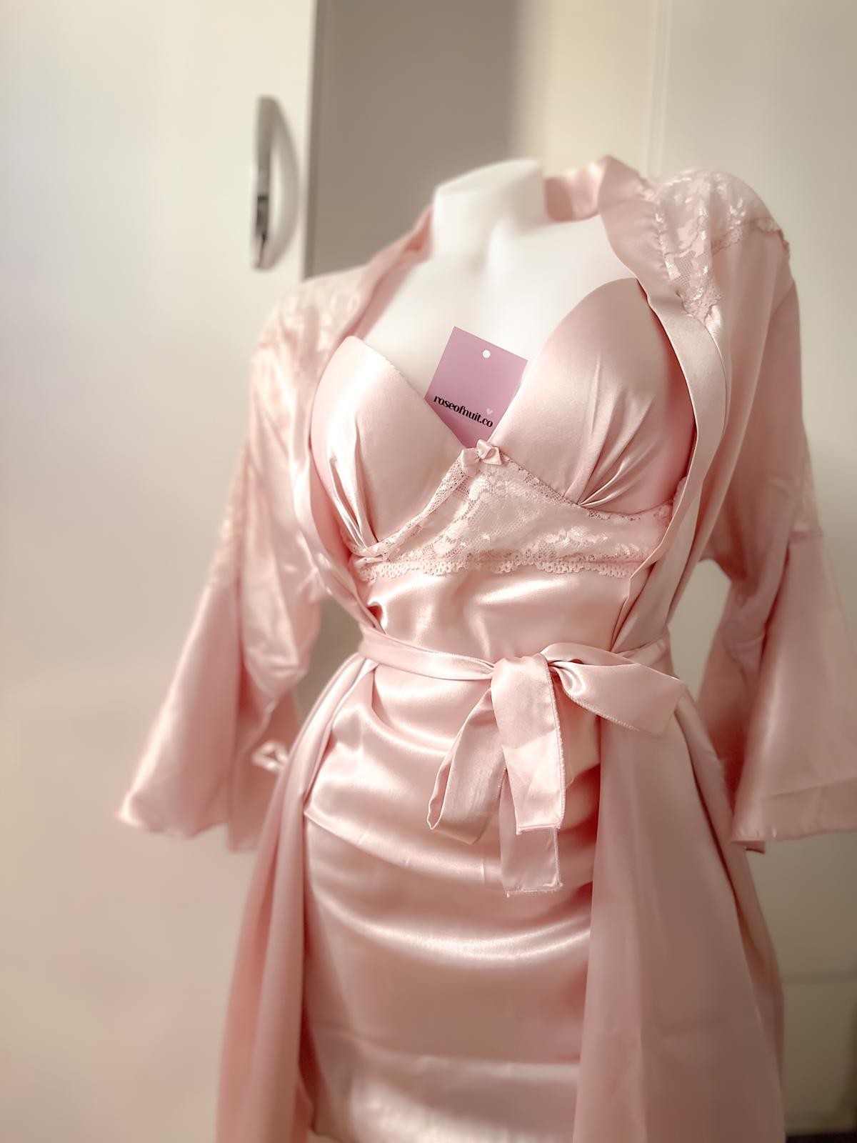 Göğüs Pedli Prenses Model Pudra Sabahlıklı Set 