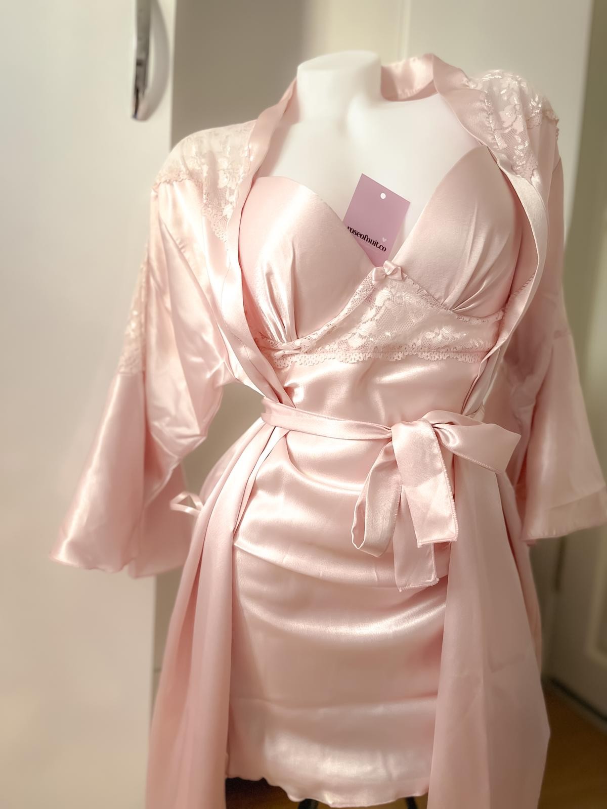 Göğüs Pedli Prenses Model Pudra Sabahlıklı Set 