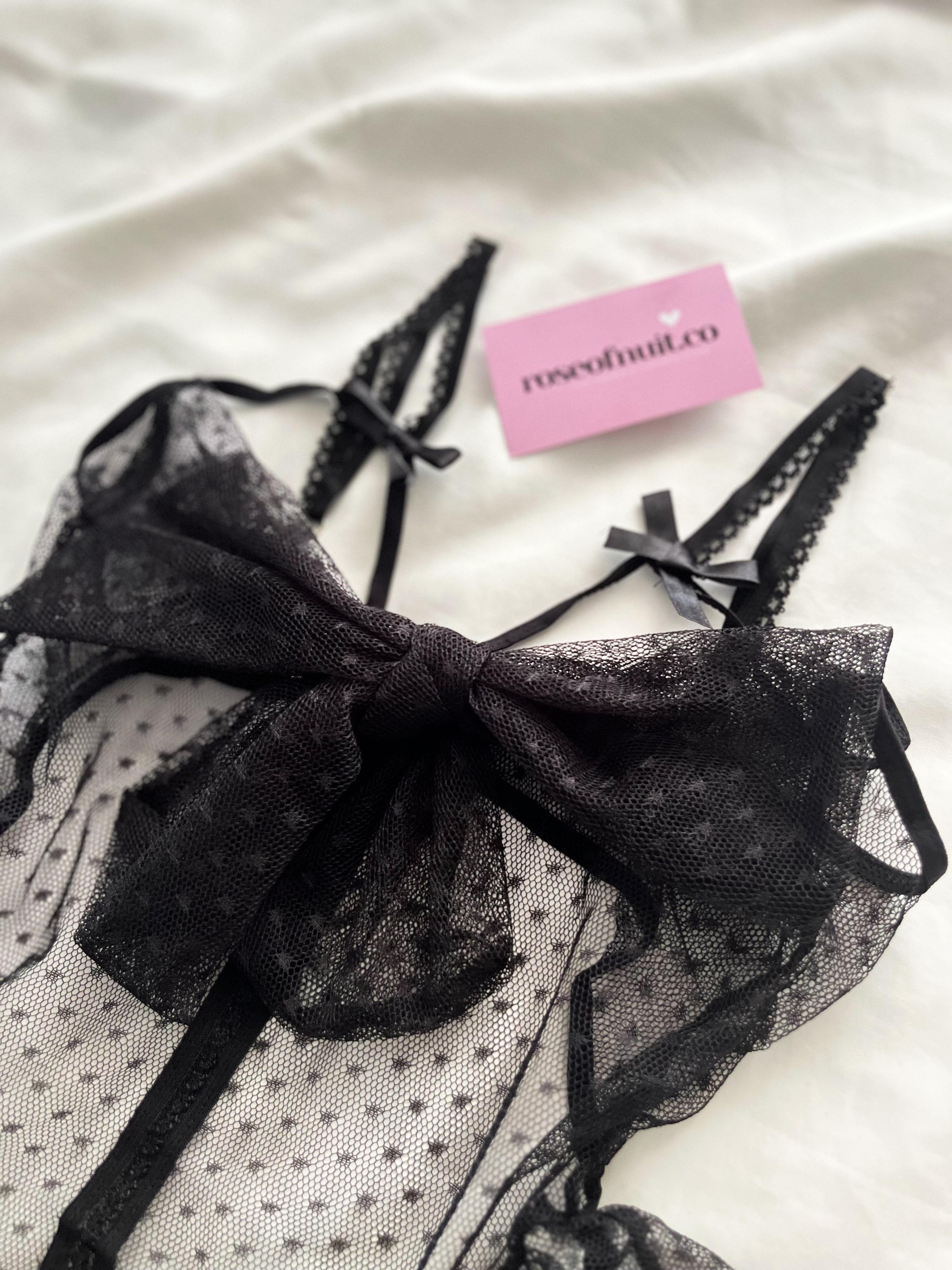 Tül Puantiye Desenli Ağı Açık Sırt Dekolteli Bodysuit
