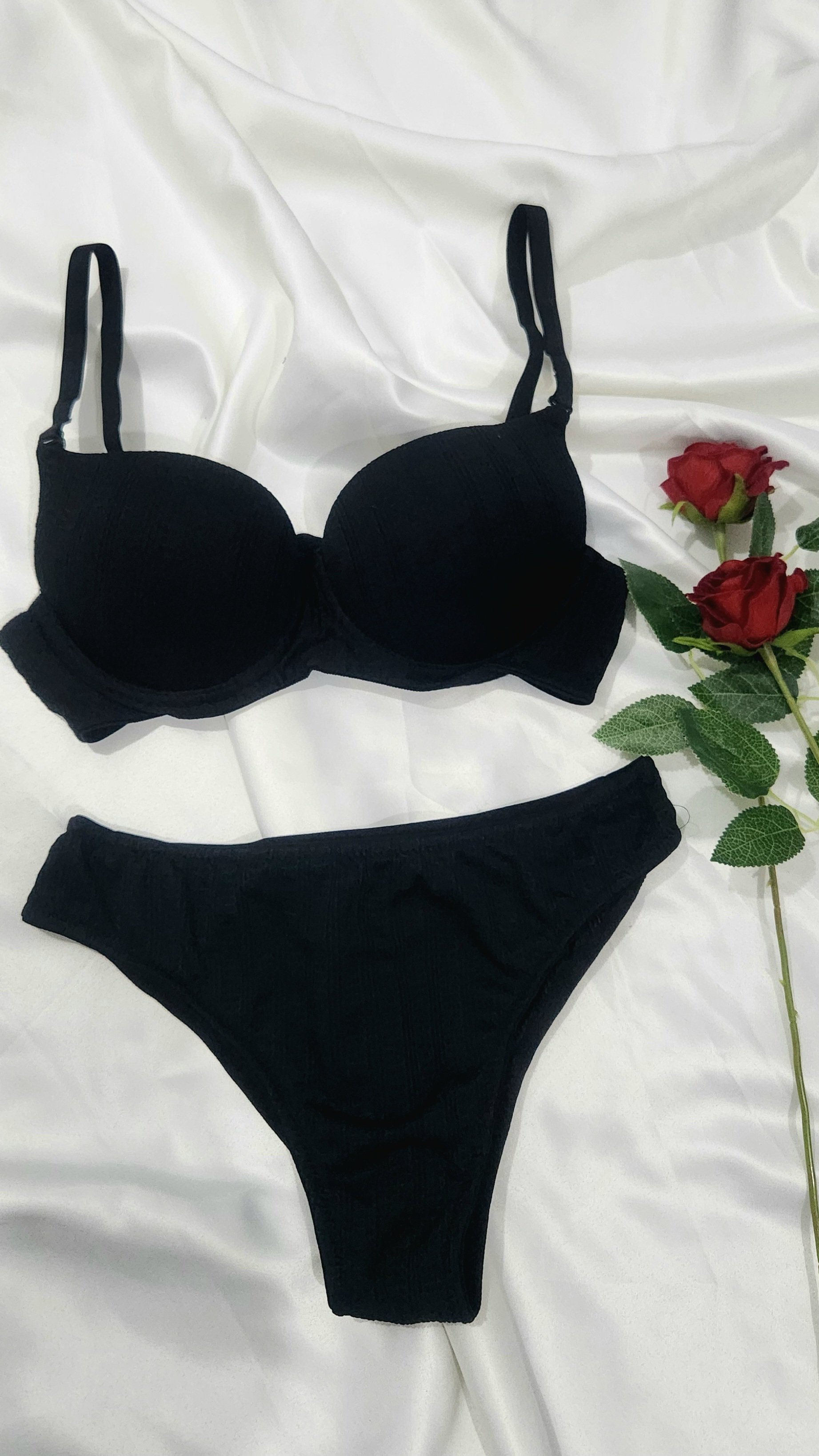 Silvanna Örgü Model Sütyen Set